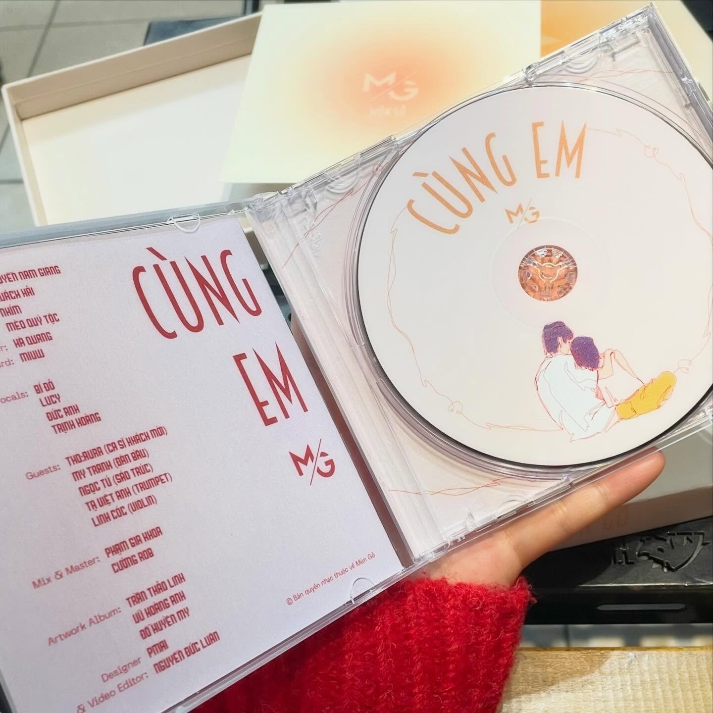 Album Cùng em - Mủn Gỗ