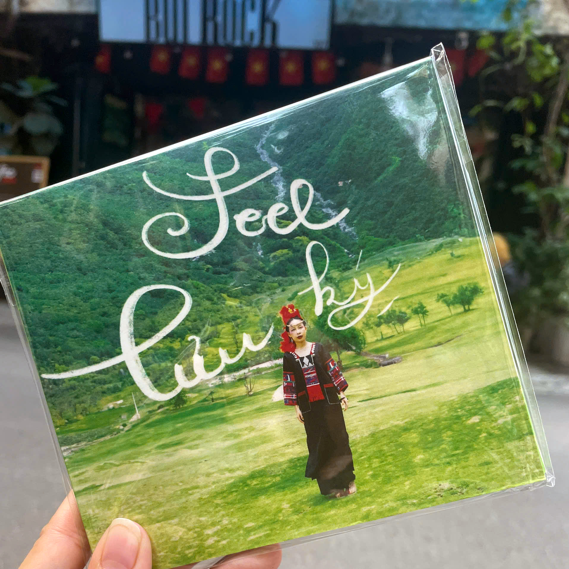 EP Feel Lưu Ký - Mer