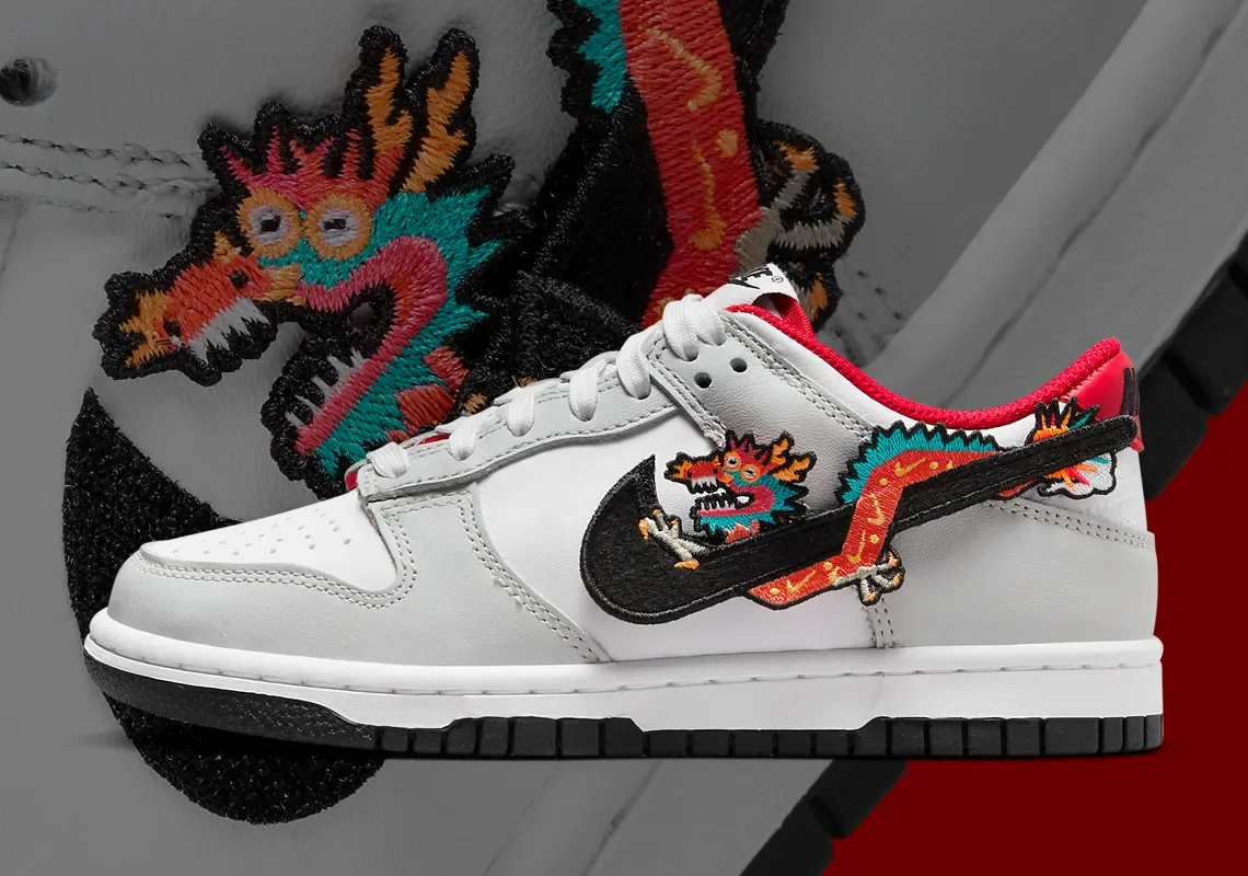 Mở Ra Năm Mới Với Nike Dunk Low “Year Of The Dragon” ' Và Sự Độc Đáo Của Swoosh Dán Velcro Độc Đáo