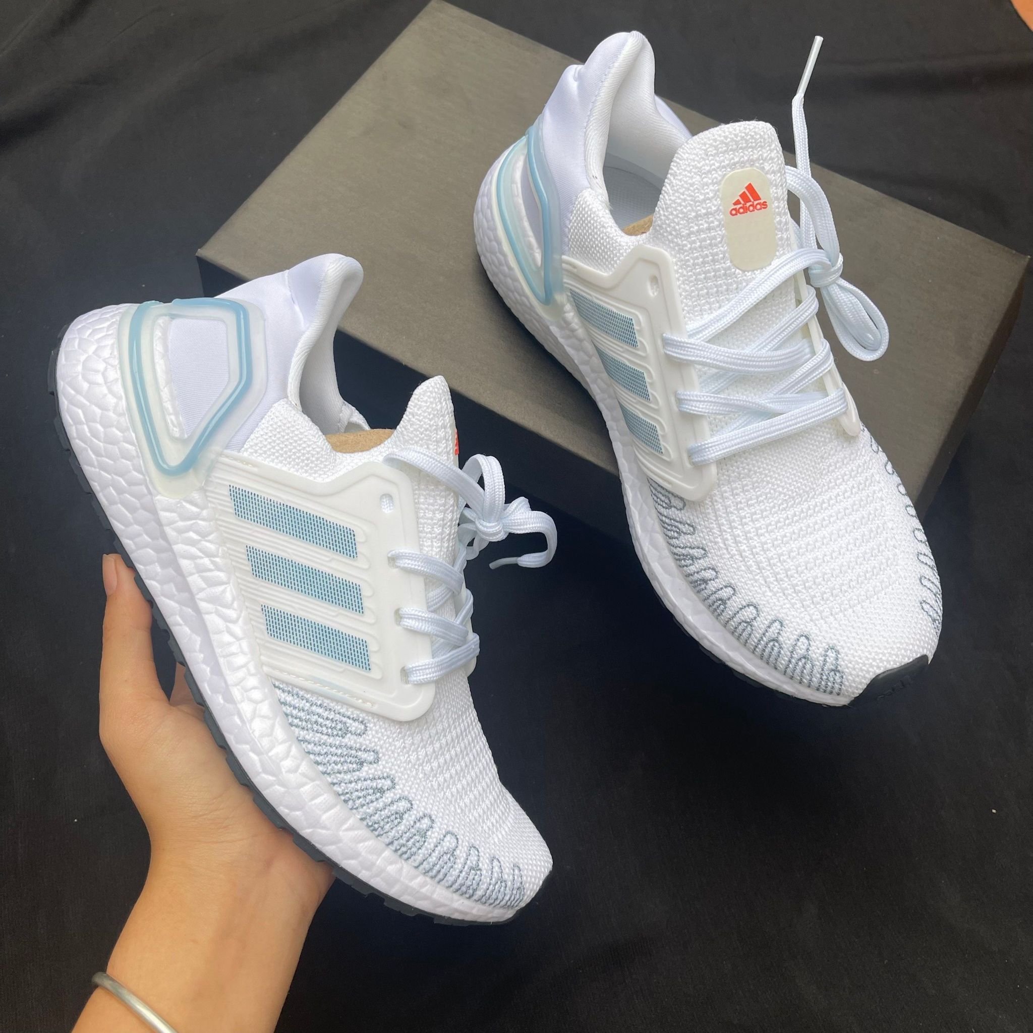 Giày Adidas Ultraboost White Blue Trắng Xanh (ORDER)