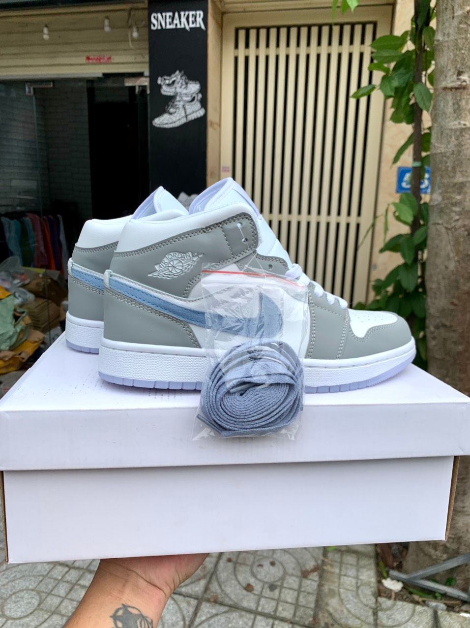 Jordan 1 Mid Wolf Grey 1:1 (ORDER)