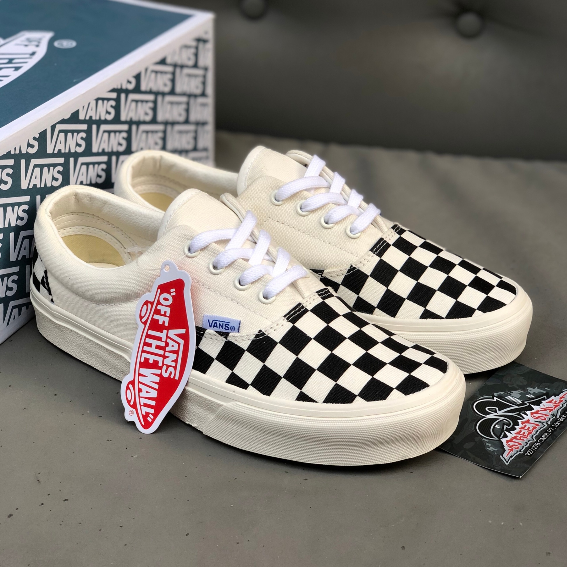 Giày Vans Era Caro Black White (CÓ SẵN)