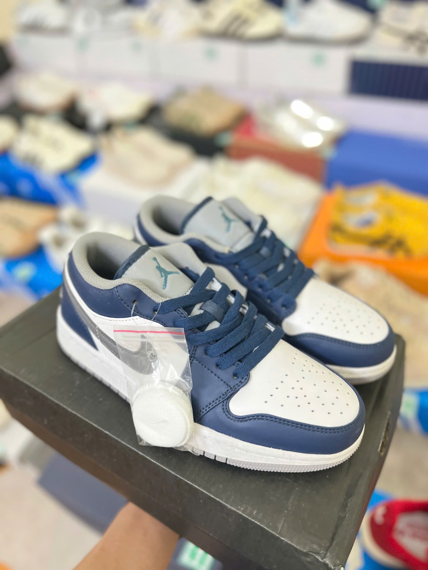 Giày Jordan Low Mid Night White Navy Siêu Cấp