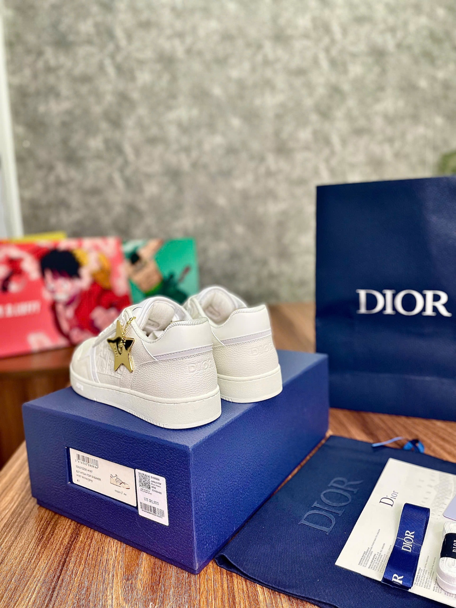 DIOR ALL WHITE