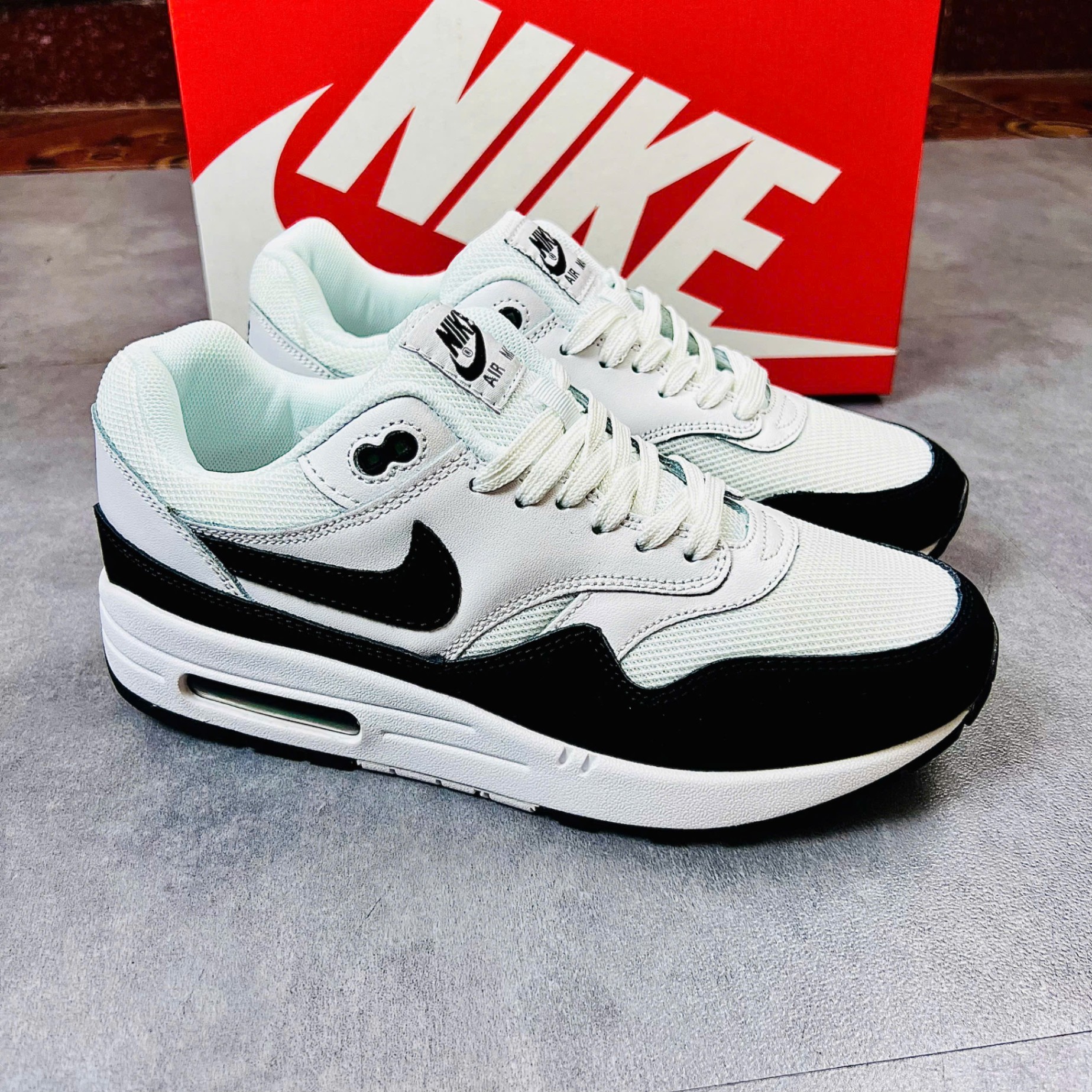 Giày Air Max OG White Black