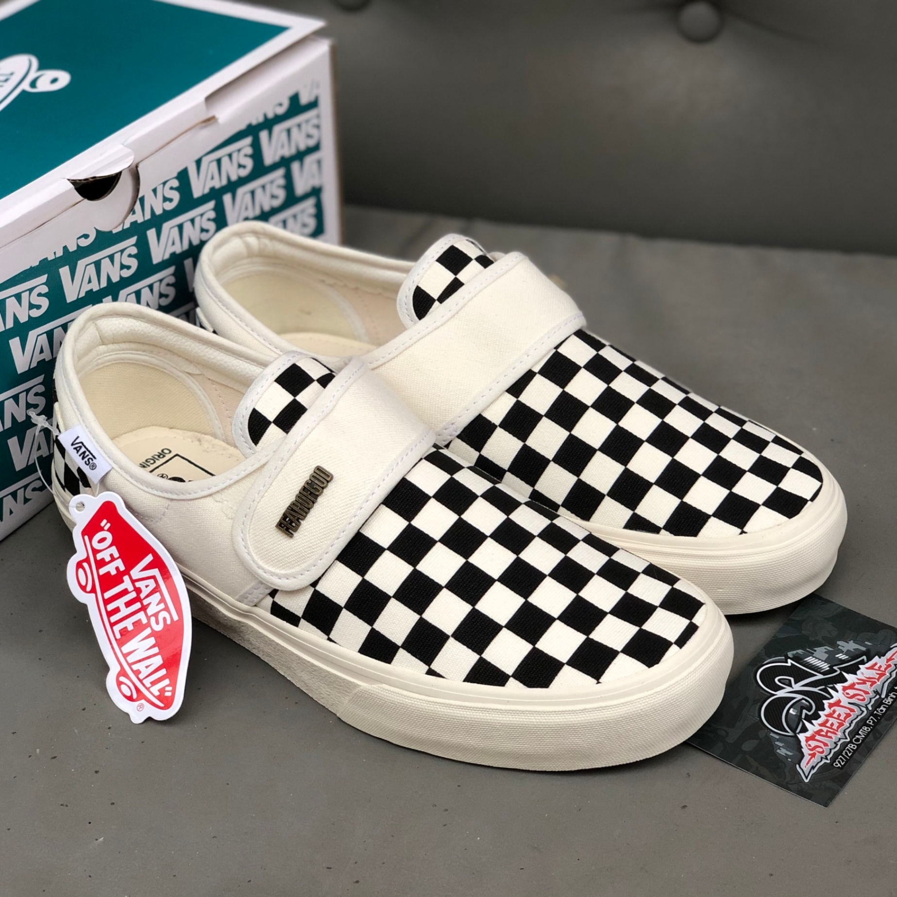 THANH LÝ Giày Vans Dán Caro