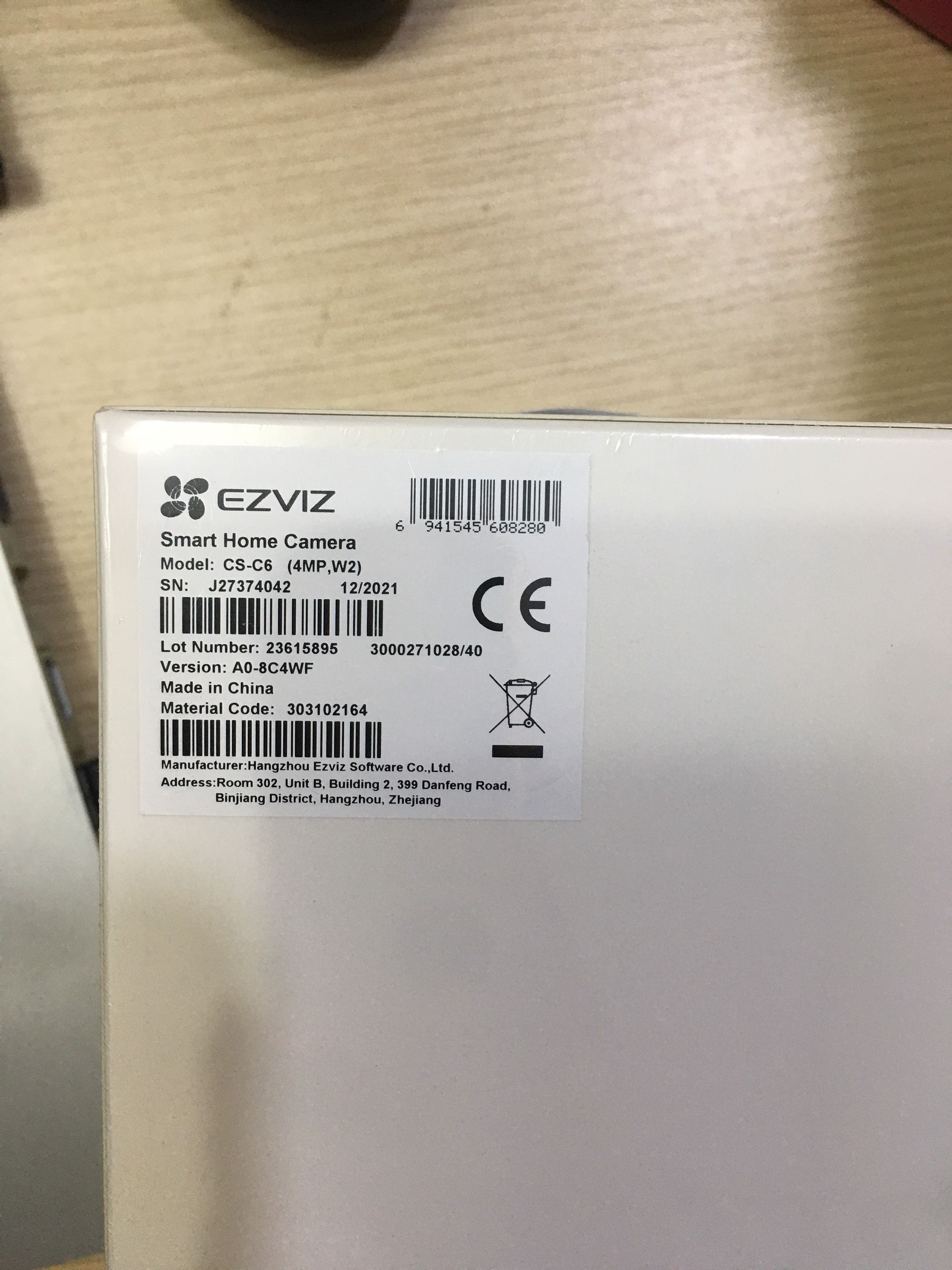 Camera EZVIZ C6 2K + Chân đế chữ L