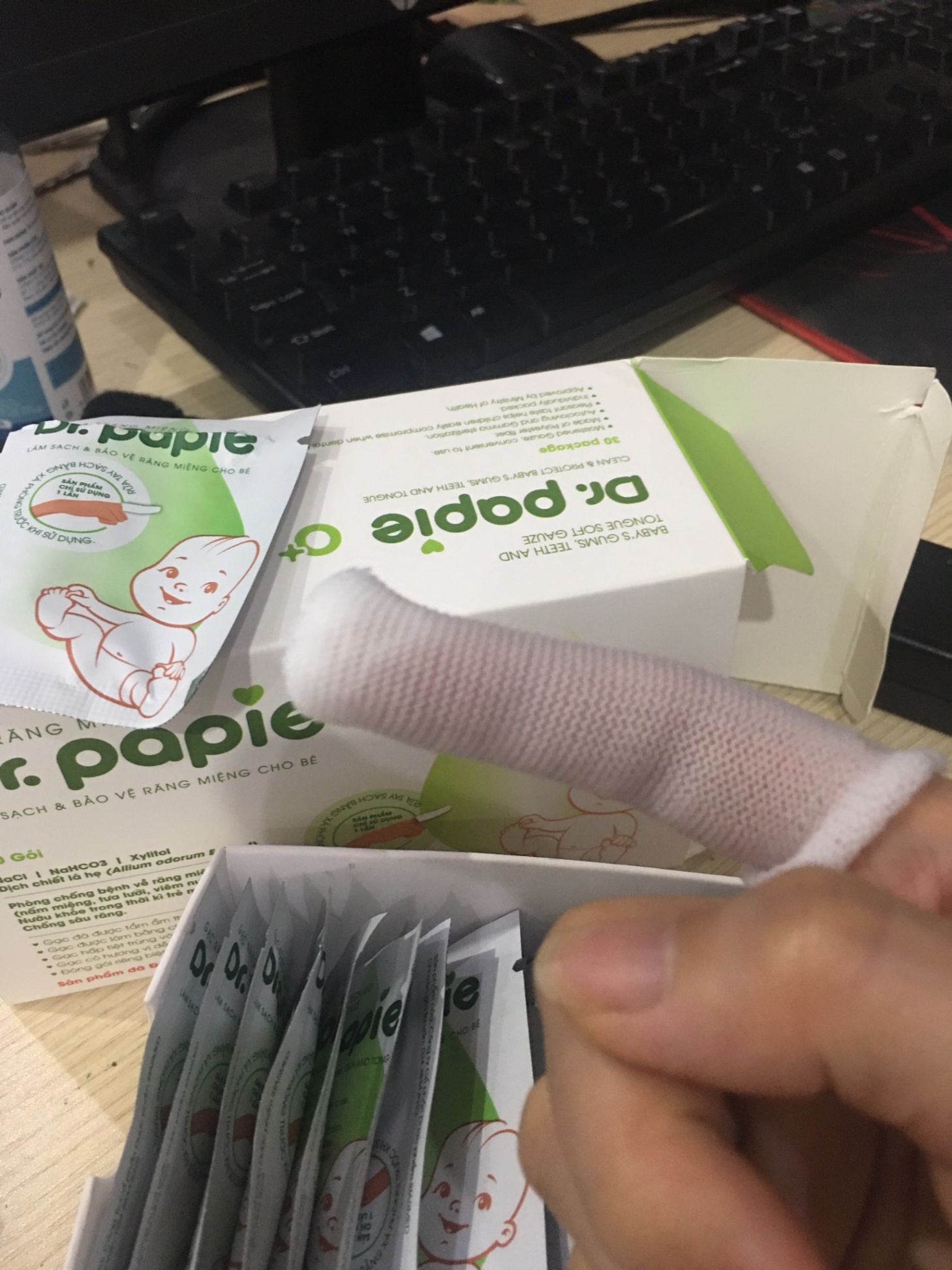 Gạc rơ lưỡi Dr Papie 0m+ (30 gói/hộp)