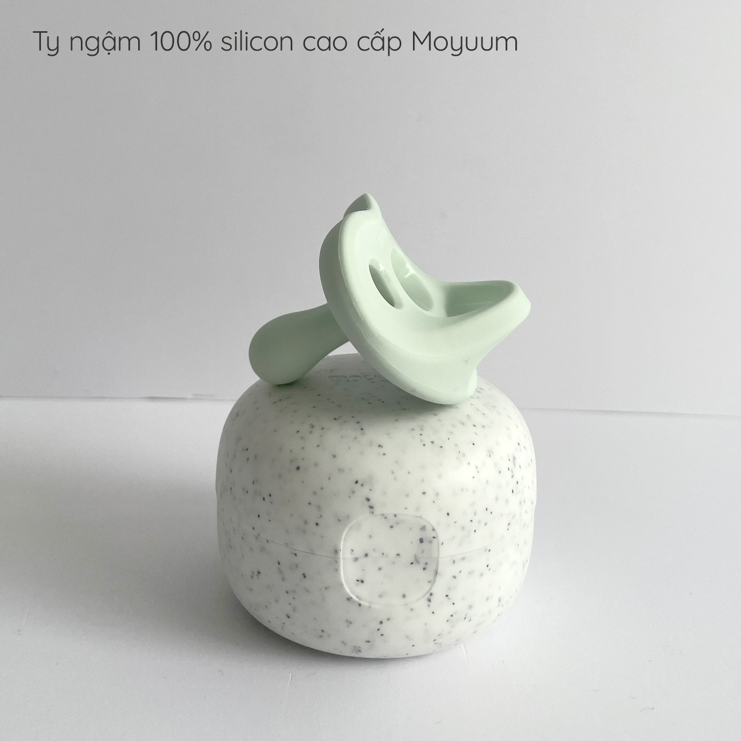 Ti Giả Moyuum Silicon Nguyên Khối 0-6m và 6-18m [Chính Hãng]