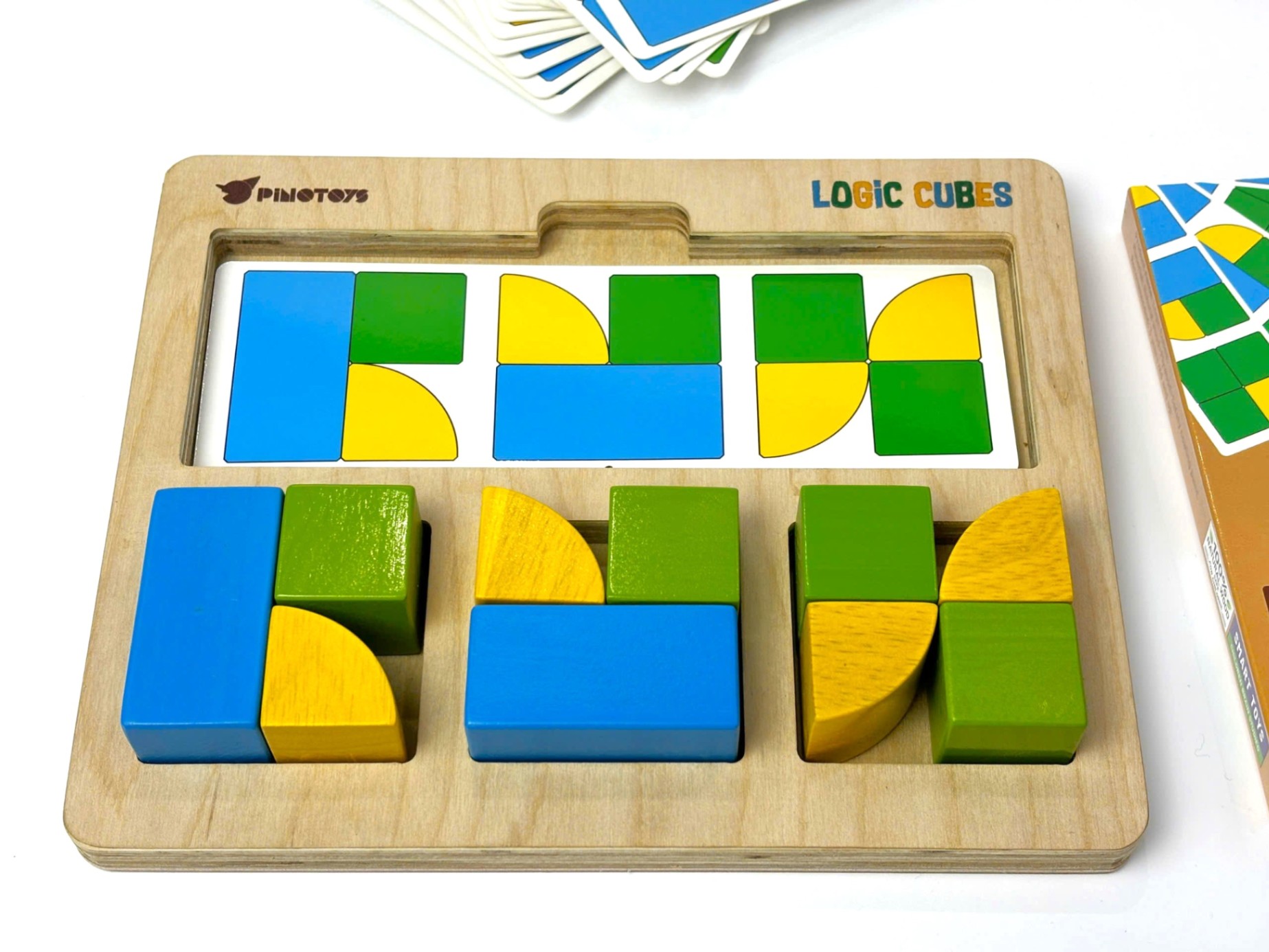 DC Gỗ: Bộ Logic cube Pinotoys 3y+