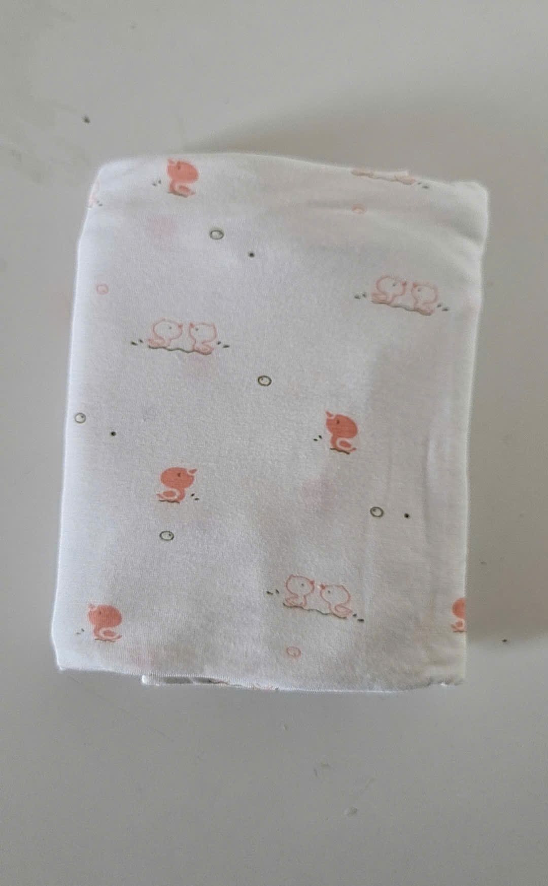 Khăn quấn chũn Cocoon thần thánh: Giúp bé ngủ ngon, sâu giấc