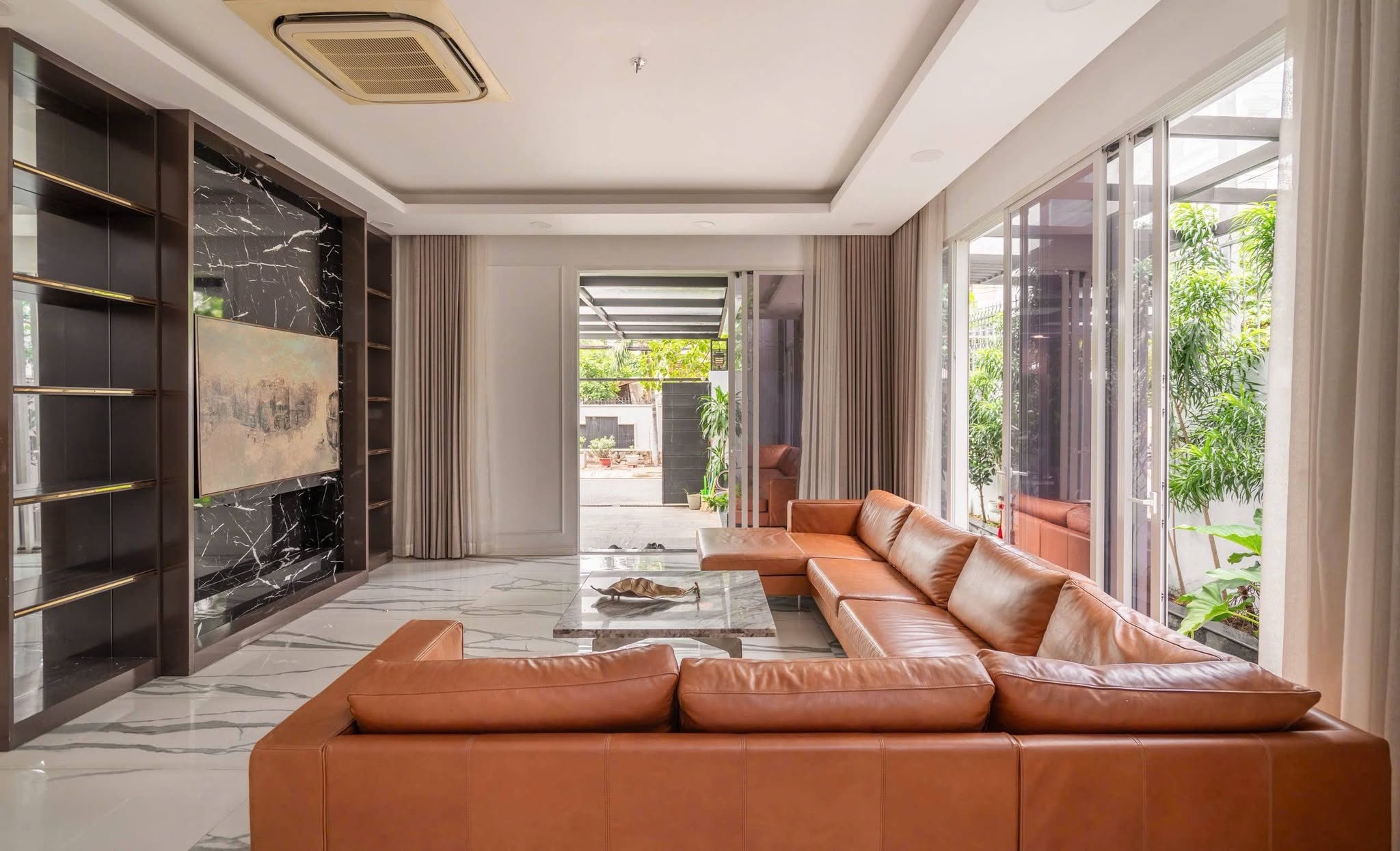5-Bedroom Villa for Rent in Thao Dien, District 2 – D2HR1015