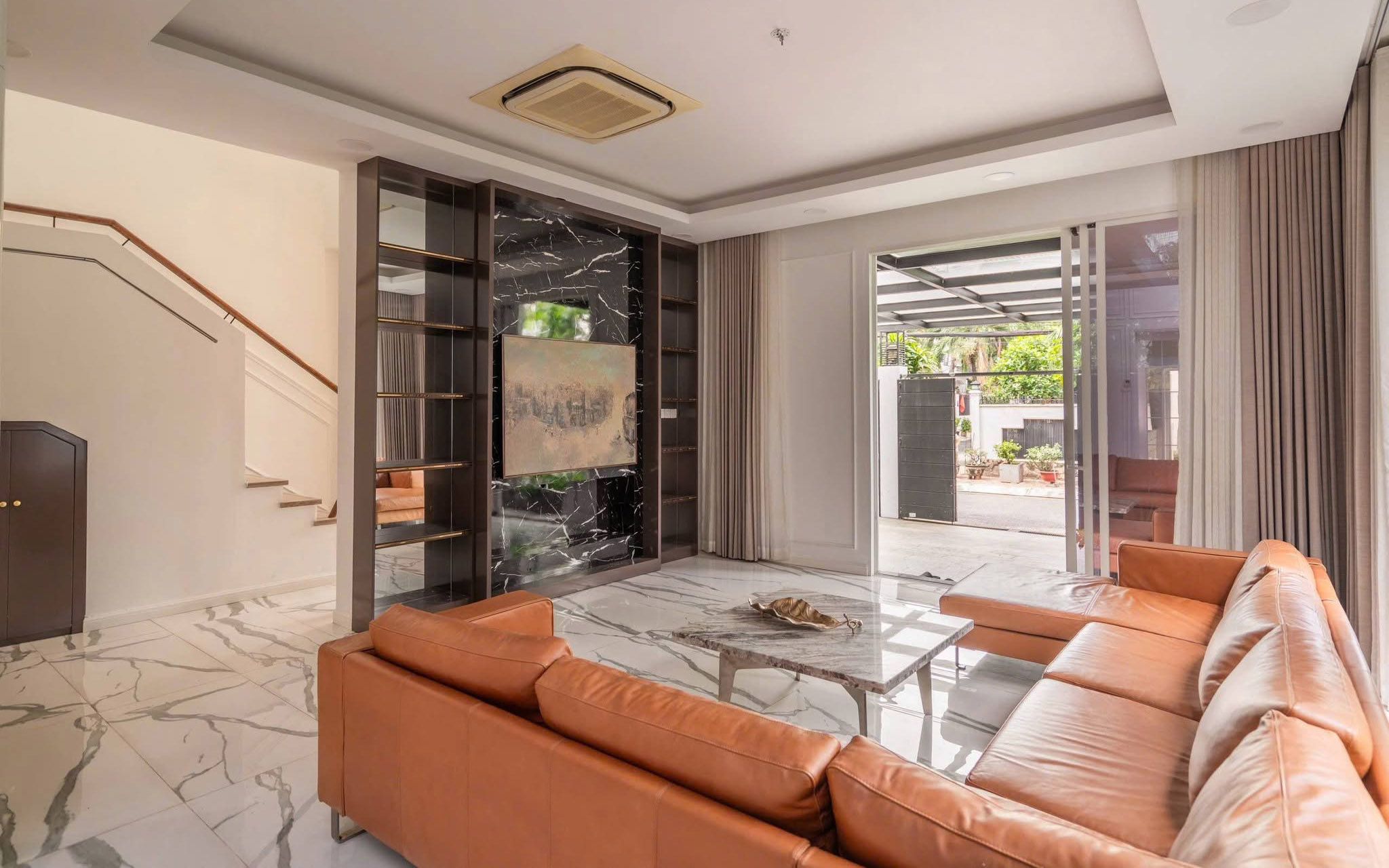 5-Bedroom Villa for Rent in Thao Dien, District 2 – D2HR1015