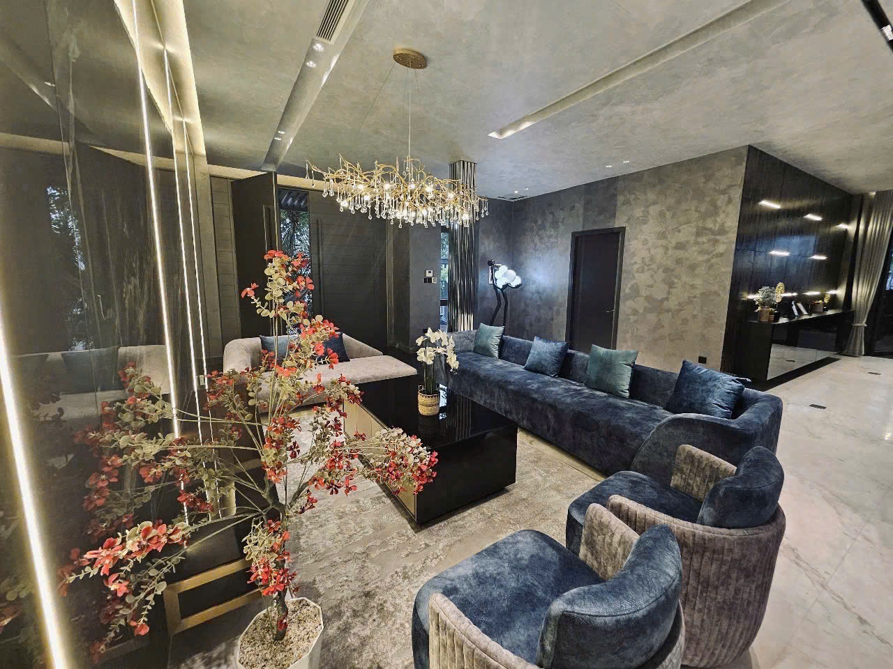 5-Bedroom Villa for Sale in Phu My Hung, District 7 – D7HS1010