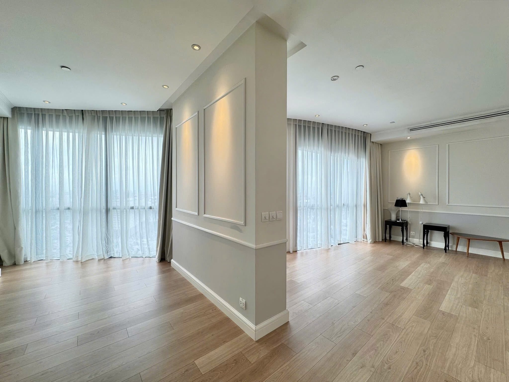 City Garden – Duplex 4 Bedrooms Apartment for Rent in Binh Thanh District – BTAR1011
