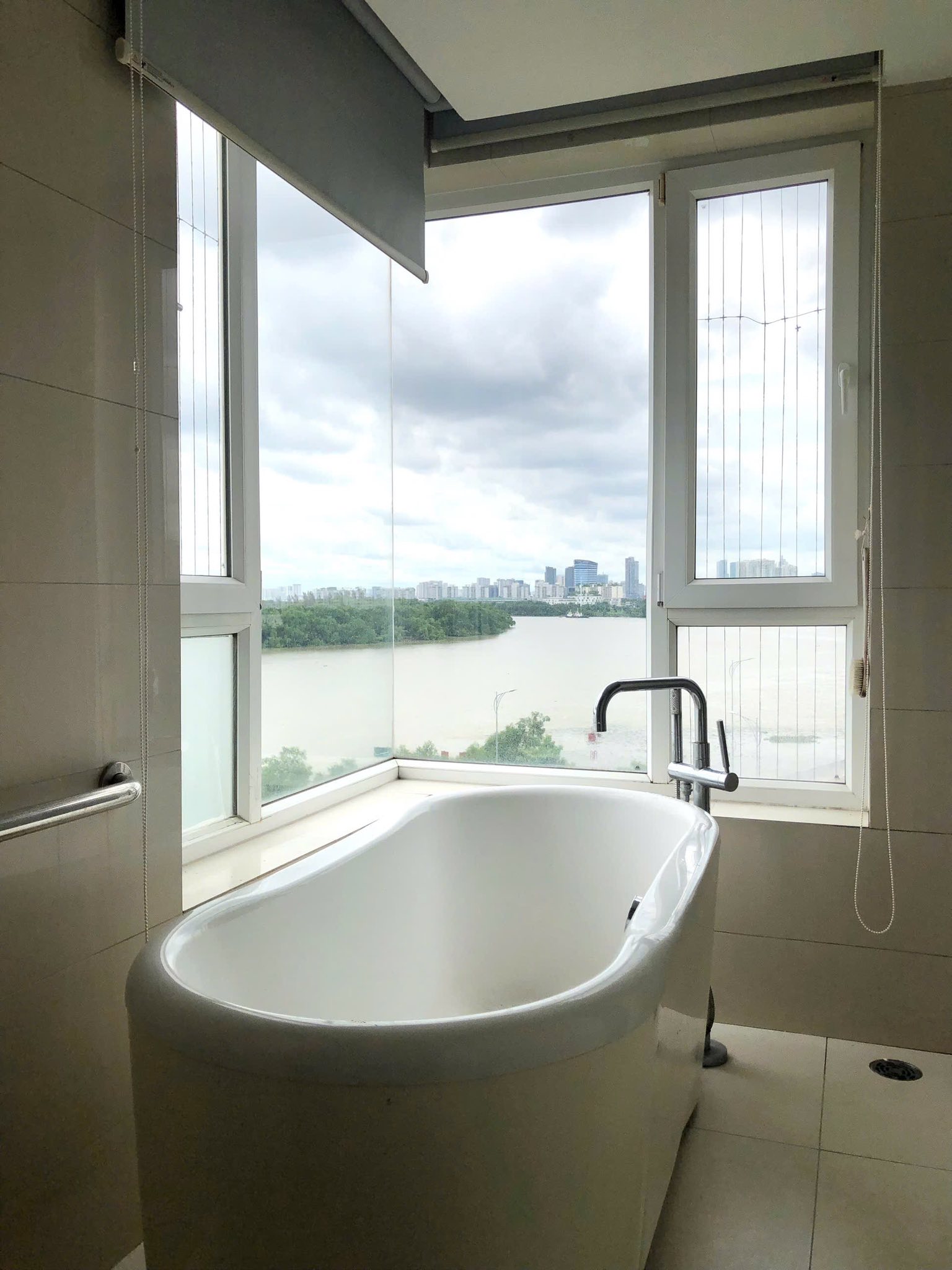 Diamond Island – 2 Bedrooms Corner Apartment for Sale in District 2 – D2AS1020