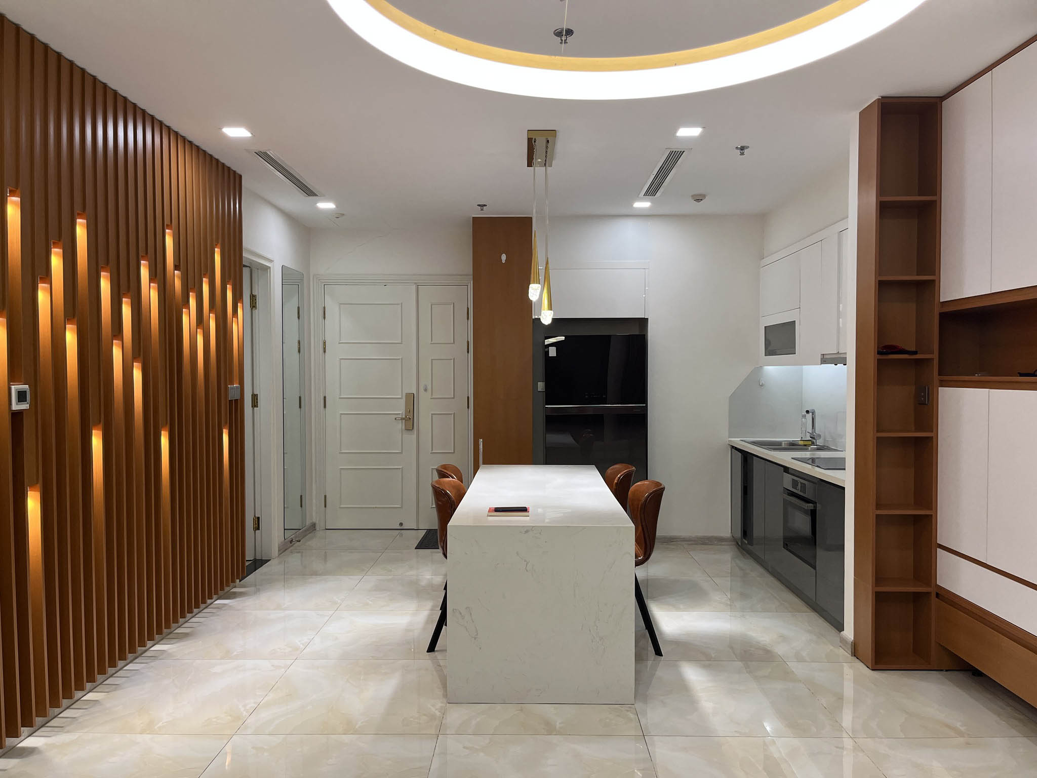 Eco Green Saigon – 2 Bedrooms Apartment for Rent in District 7 – D7AR1014