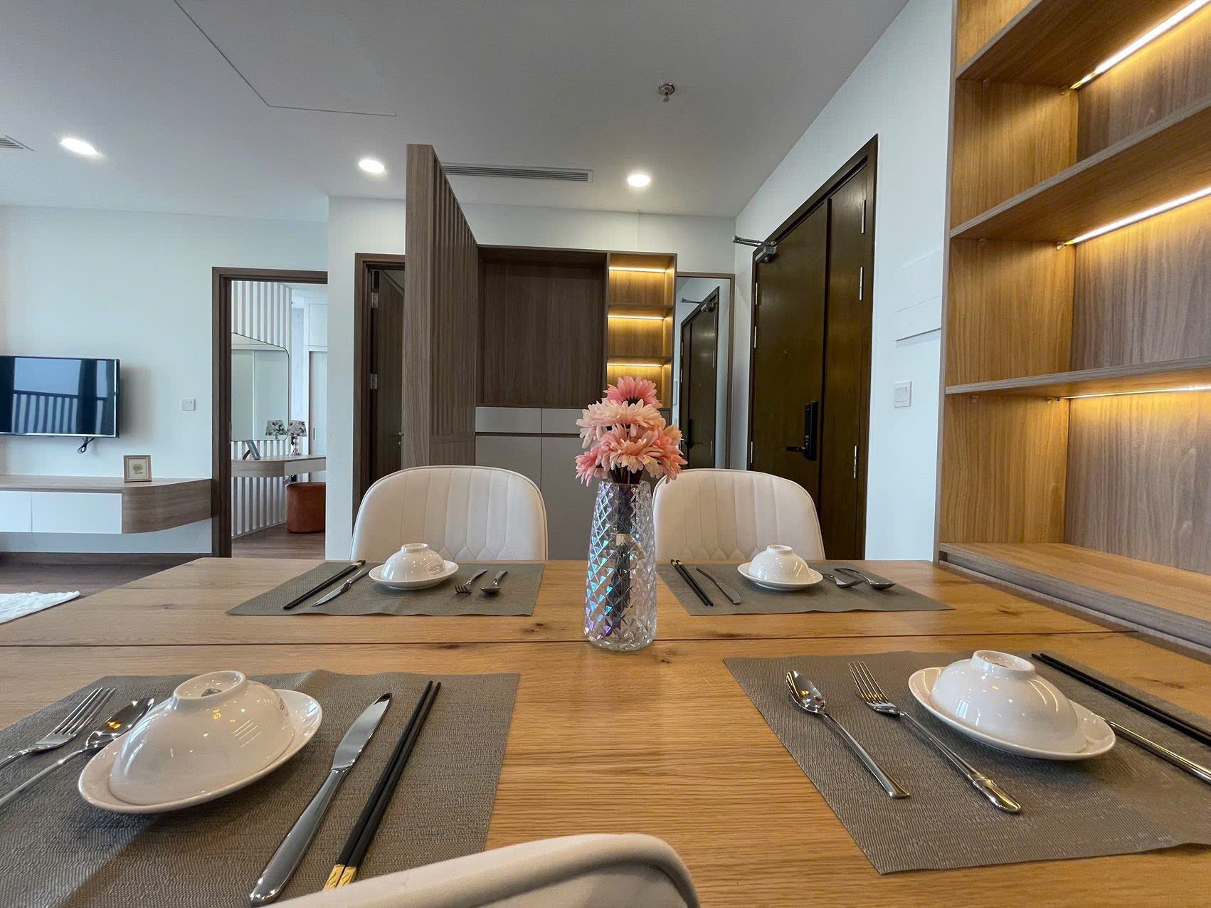 Eco Green Saigon – 3 Bedrooms Apartment for Rent in District 7 – D7AR1010
