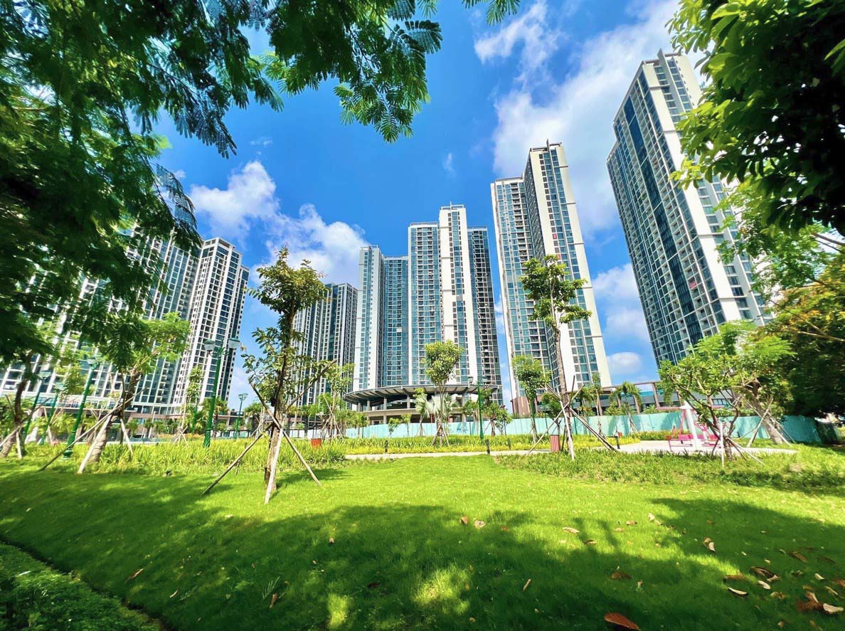 Eco Green Saigon in District 7
