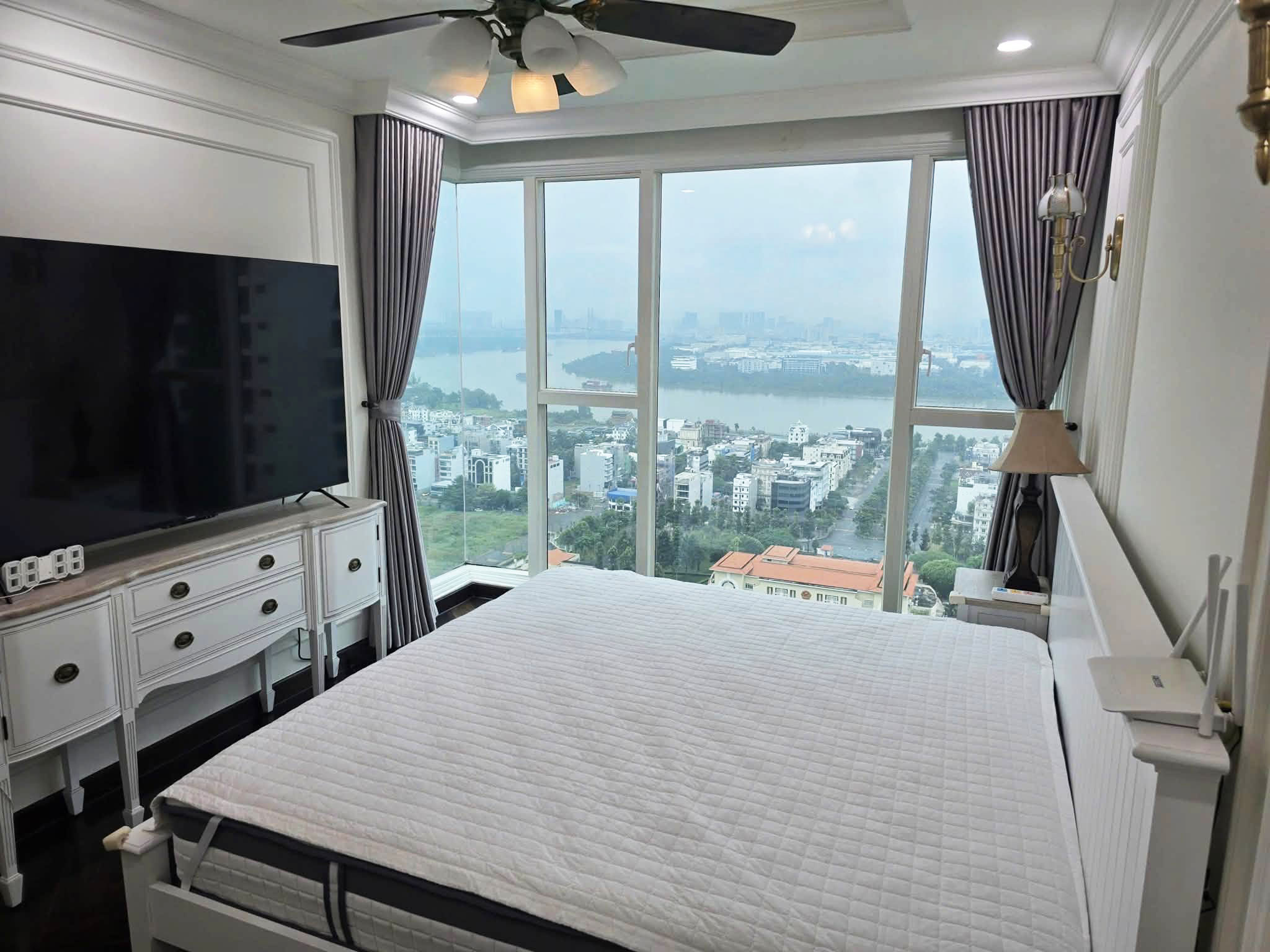Feliz En Vista – 4 Bedrooms Apartment for Rent in District 2 – D2AR1017