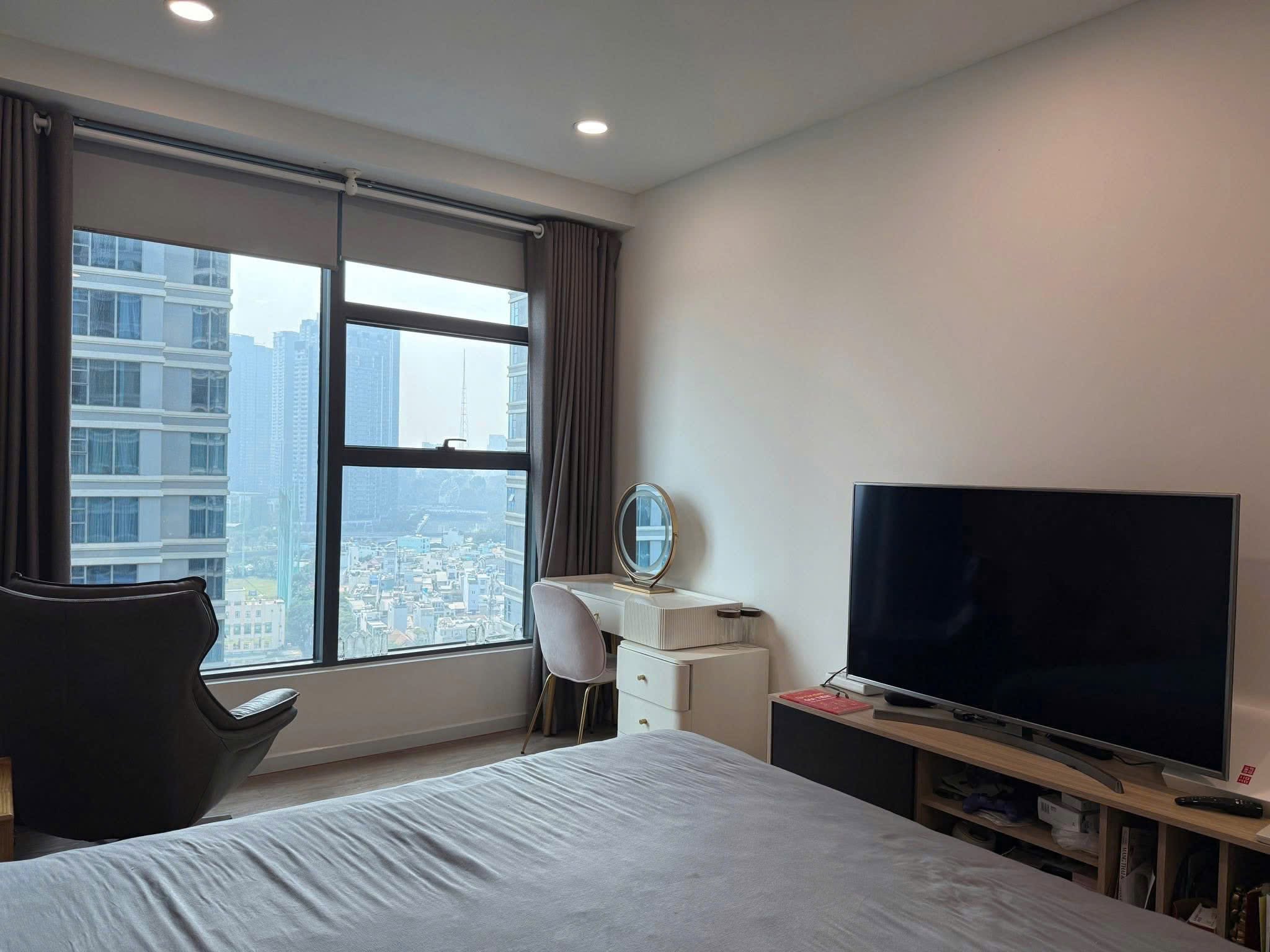 Sunwah Pearl – 2 Bedrooms Apartment for Rent in Binh Thanh District – BTAR1026