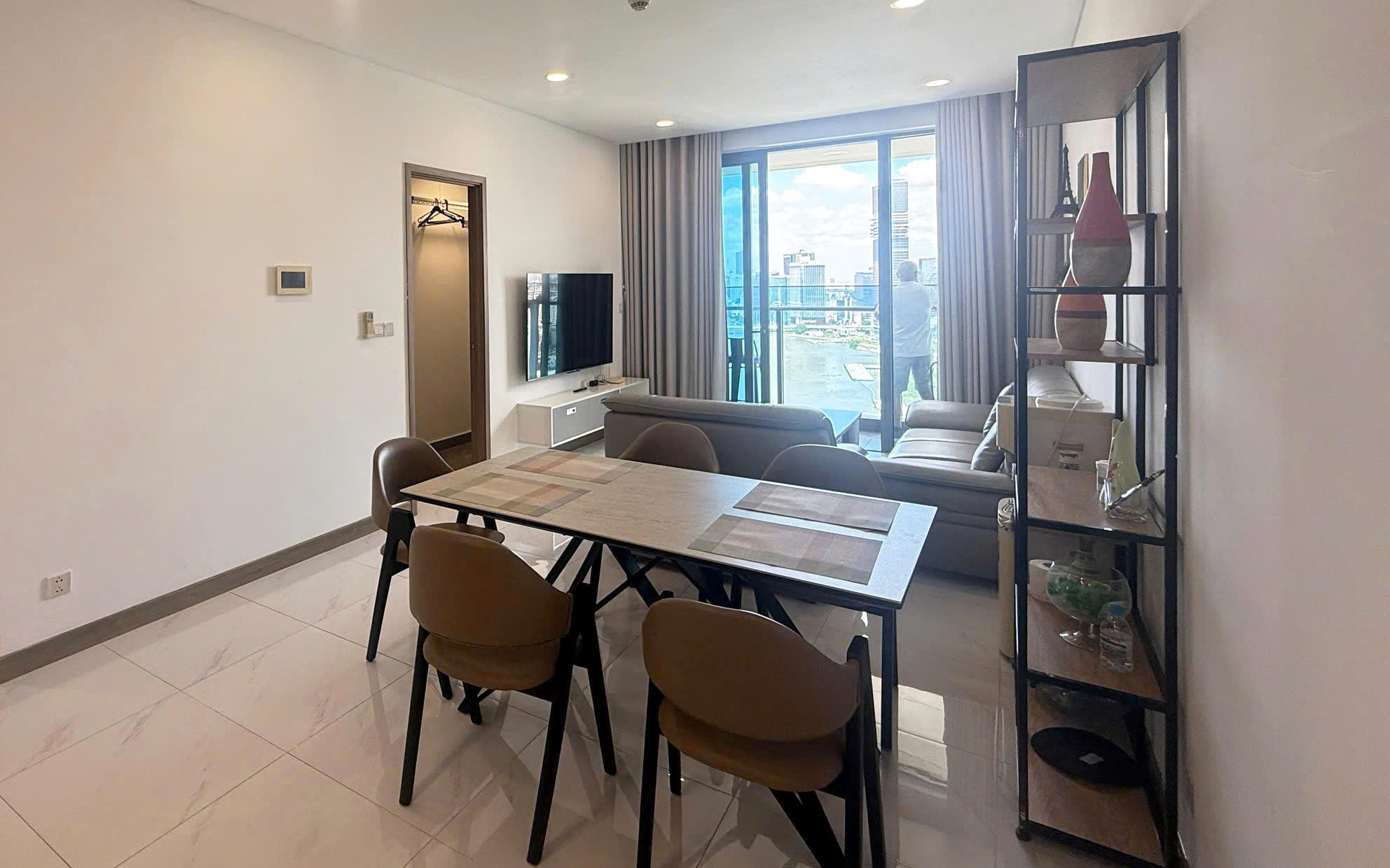 Sunwah Pearl – 2 Bedrooms Apartment for Rent in Binh Thanh District – BTAR1027