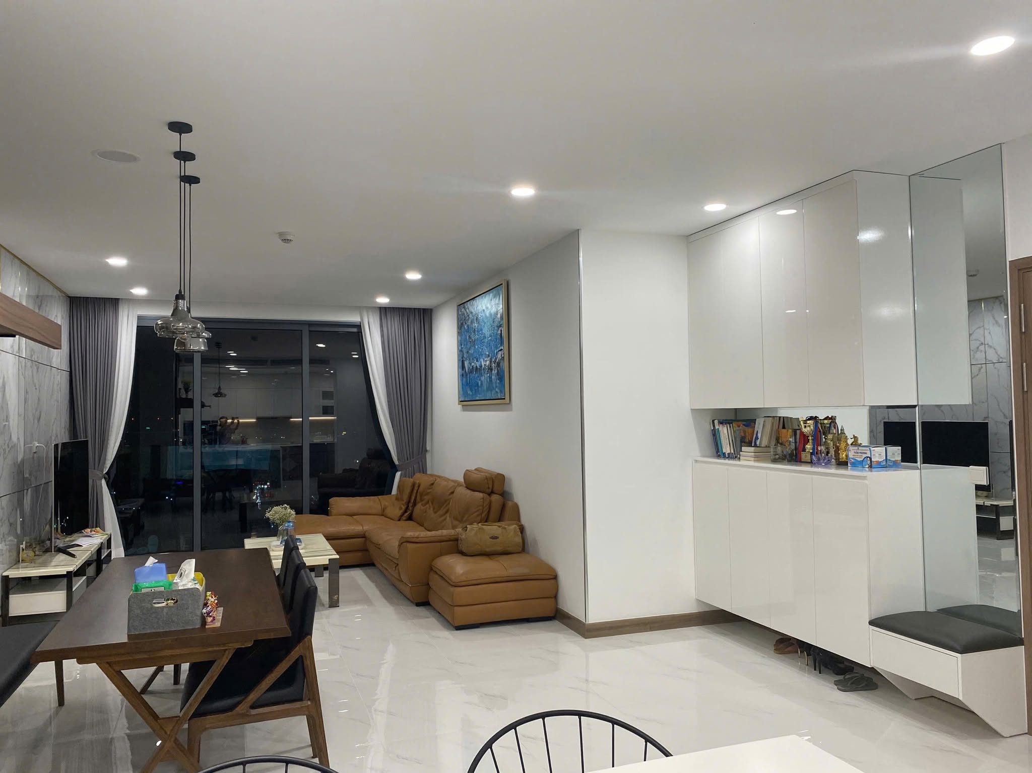 Sunwah Pearl – 3 Bedrooms Apartment for Rent in Binh Thanh District – BTAR1022