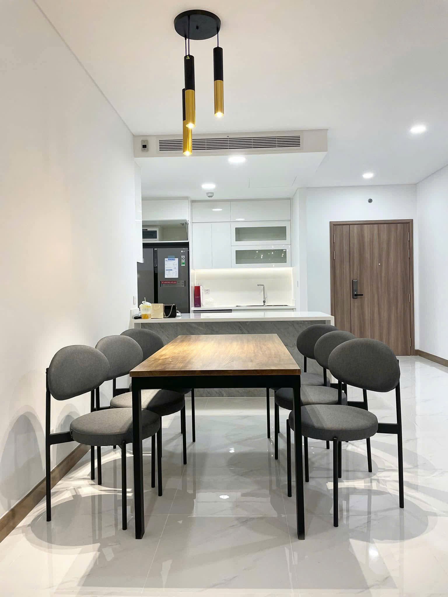 Sunwah Pearl – 3 Bedrooms Apartment for Rent in Binh Thanh District – BTAR1024