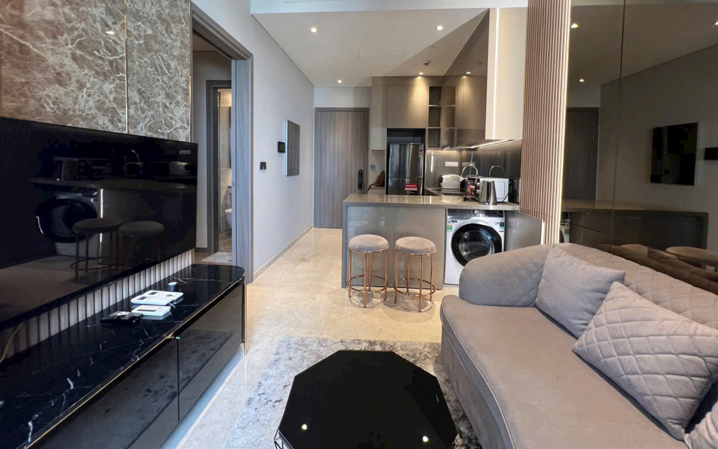 The Marq – 1 Bedrooms Apartment for Rent in District 1 – D1AR1016