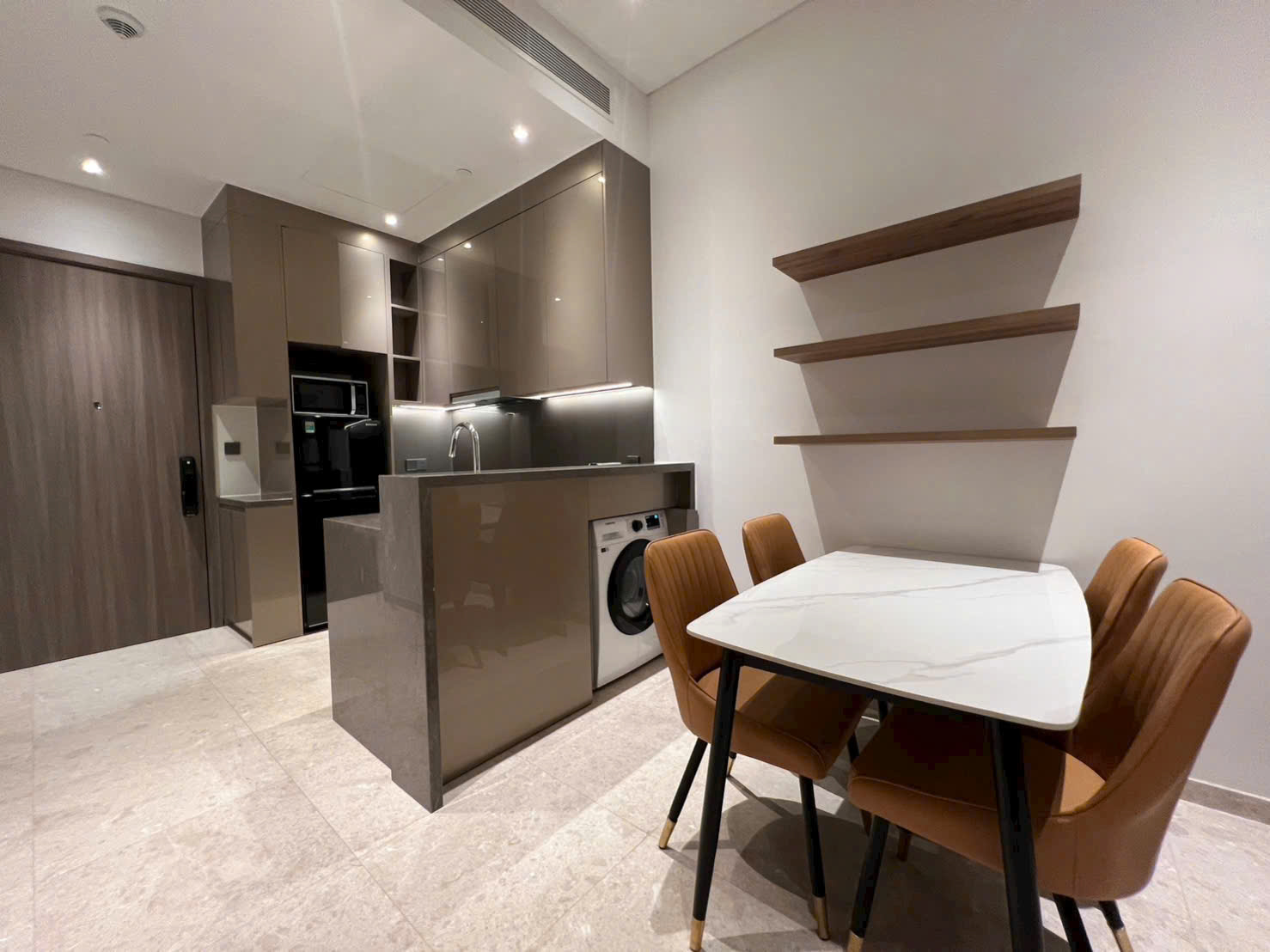 The Marq – 1 Bedrooms Apartment for Rent in District 1 – D1AR1017