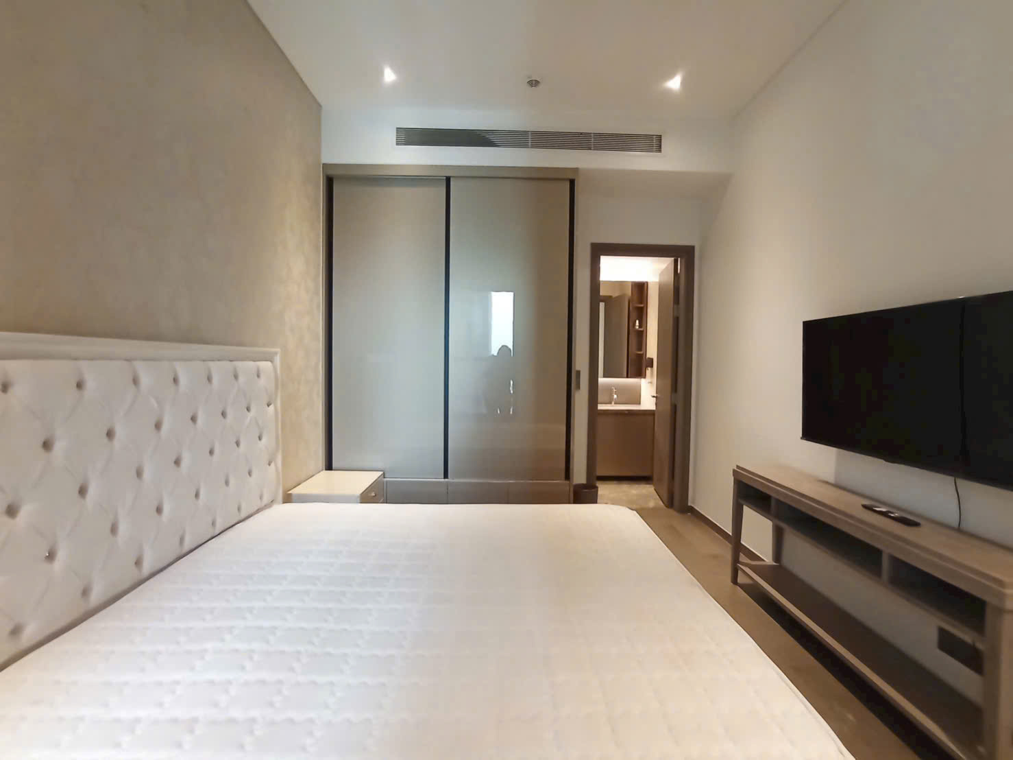 The Marq – 2 Bedrooms Apartment for Rent in District 1 – D1AR1020