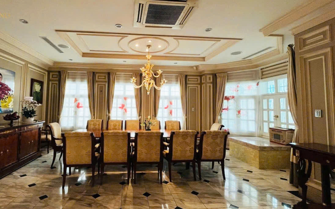 Villa for Sale in Saigon Pearl Residence, Binh Thanh District – BTHS1010