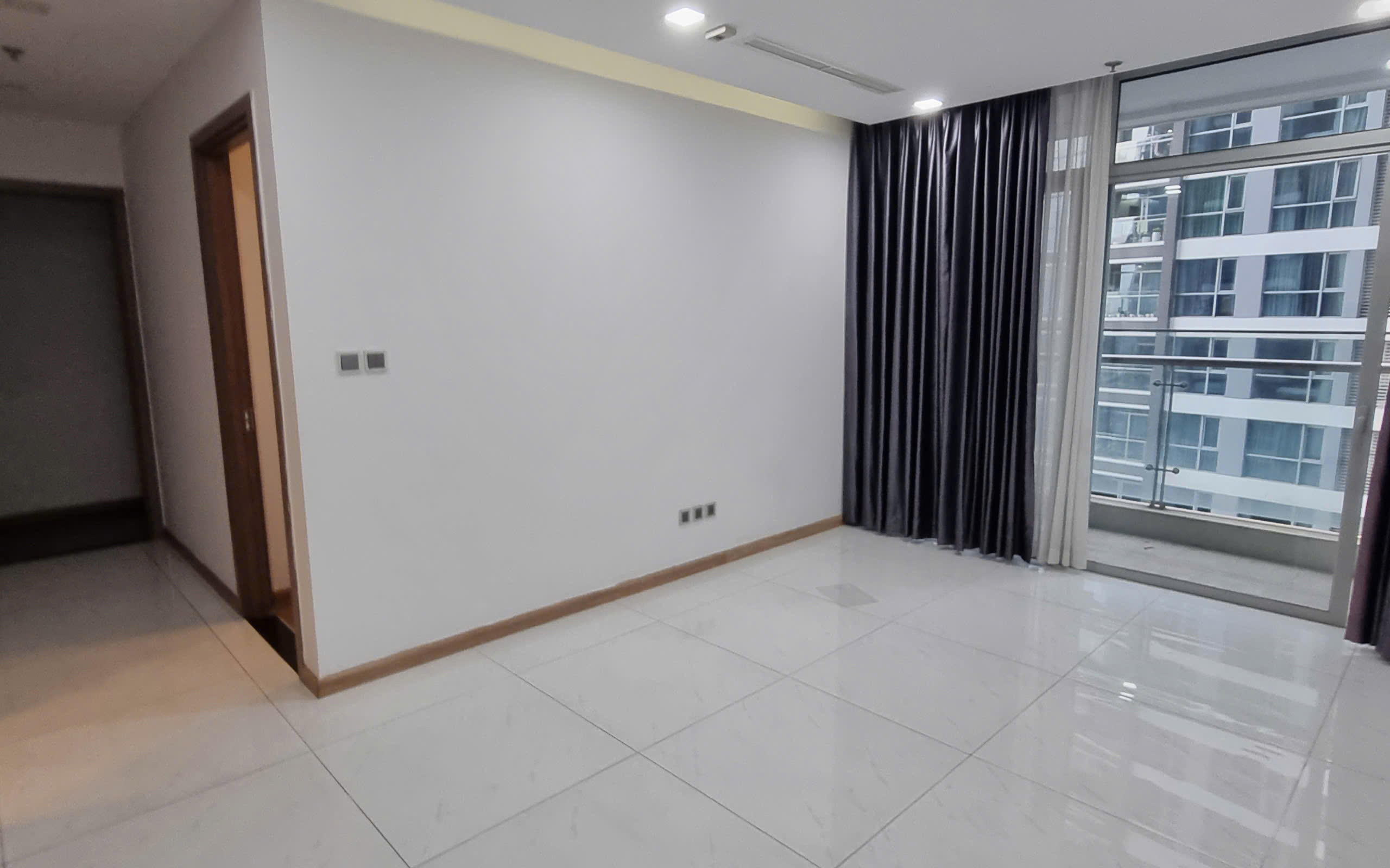 Vinhomes Central Park – 2 Bedrooms Apartment for Rent in Binh Thanh District – BTAR1015