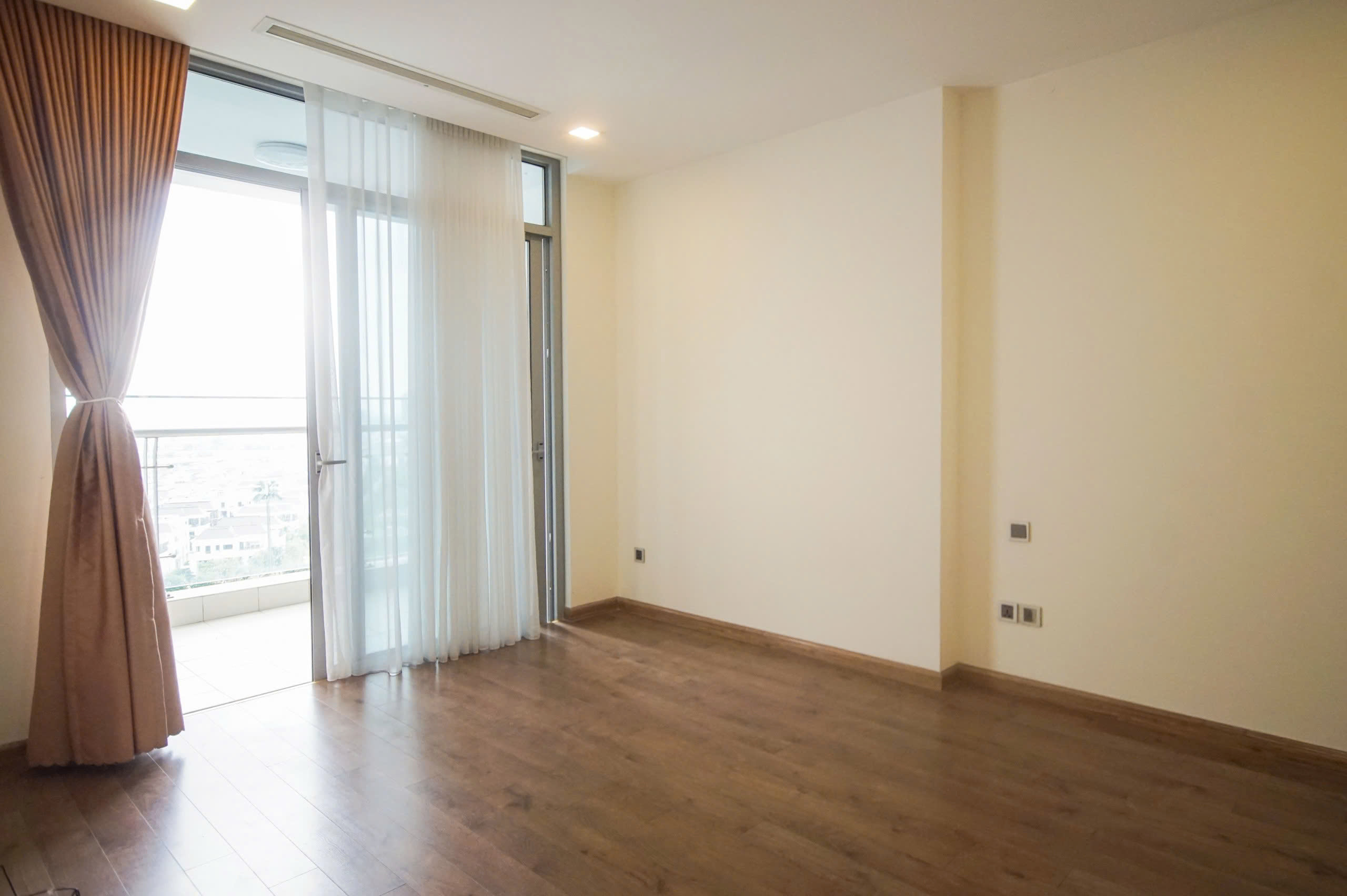 Vinhomes Central Park – 3 Bedrooms Apartment for Rent in Binh Thanh District – BTAR1013