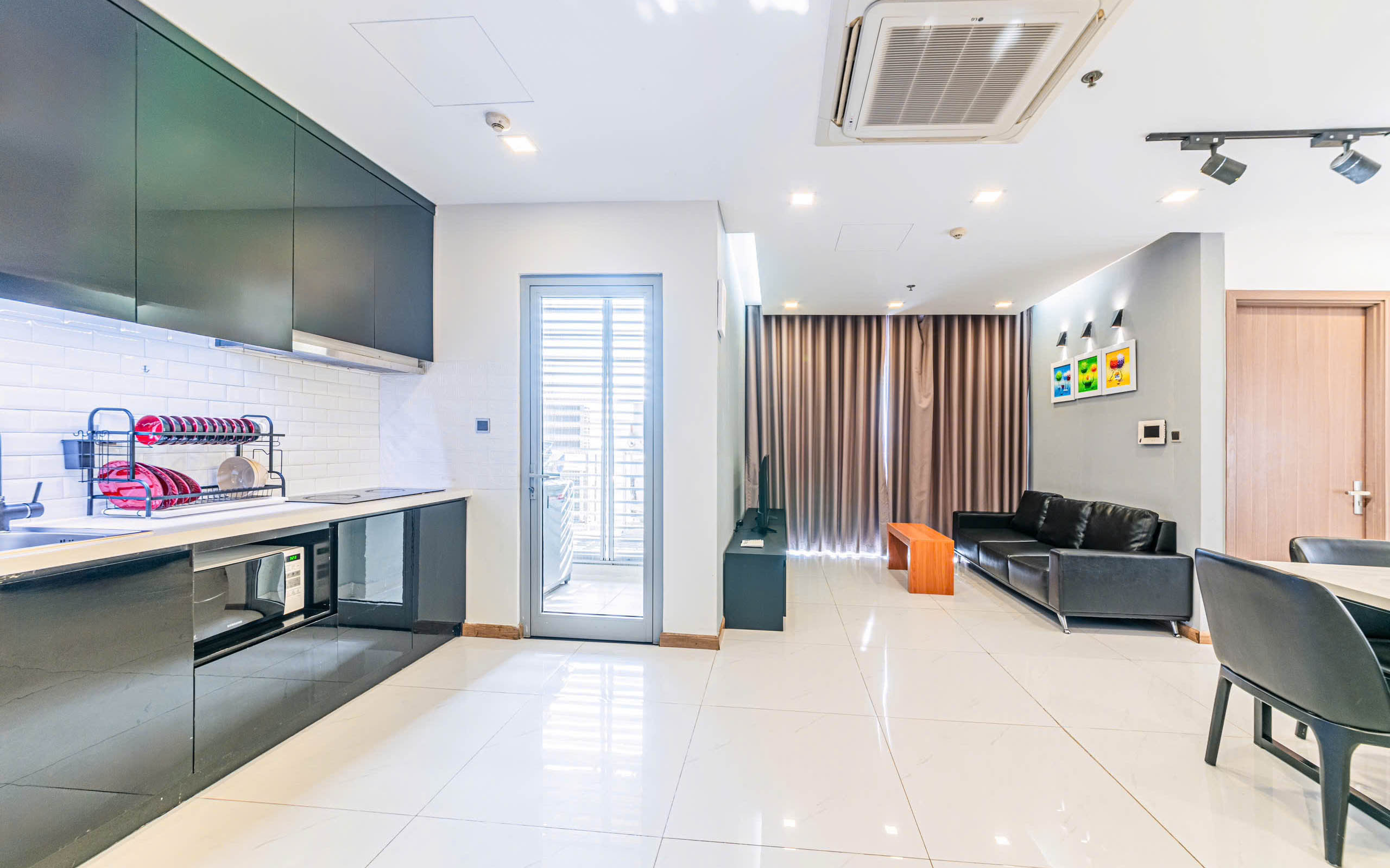 Vinhomes Central Park – 3 Bedrooms Apartment for Rent in Binh Thanh District – BTAR1014