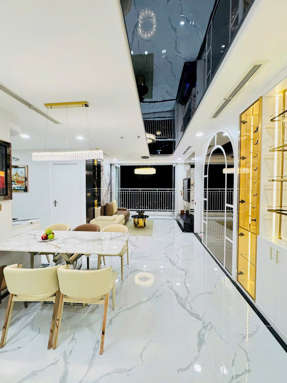 Vinhomes Central Park – 3 Bedrooms Apartment for Rent in Binh Thanh District – BTAR1018