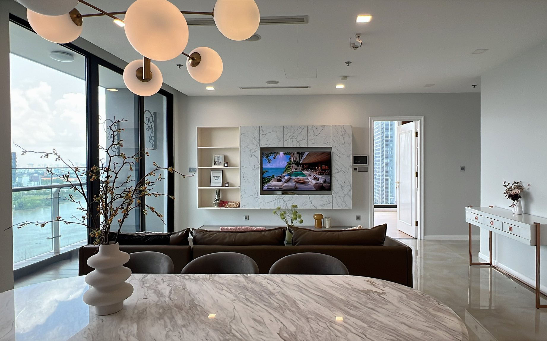 Vinhomes Golden River – 2 Bedrooms Apartment for Sale in District 1 – D1AS1023