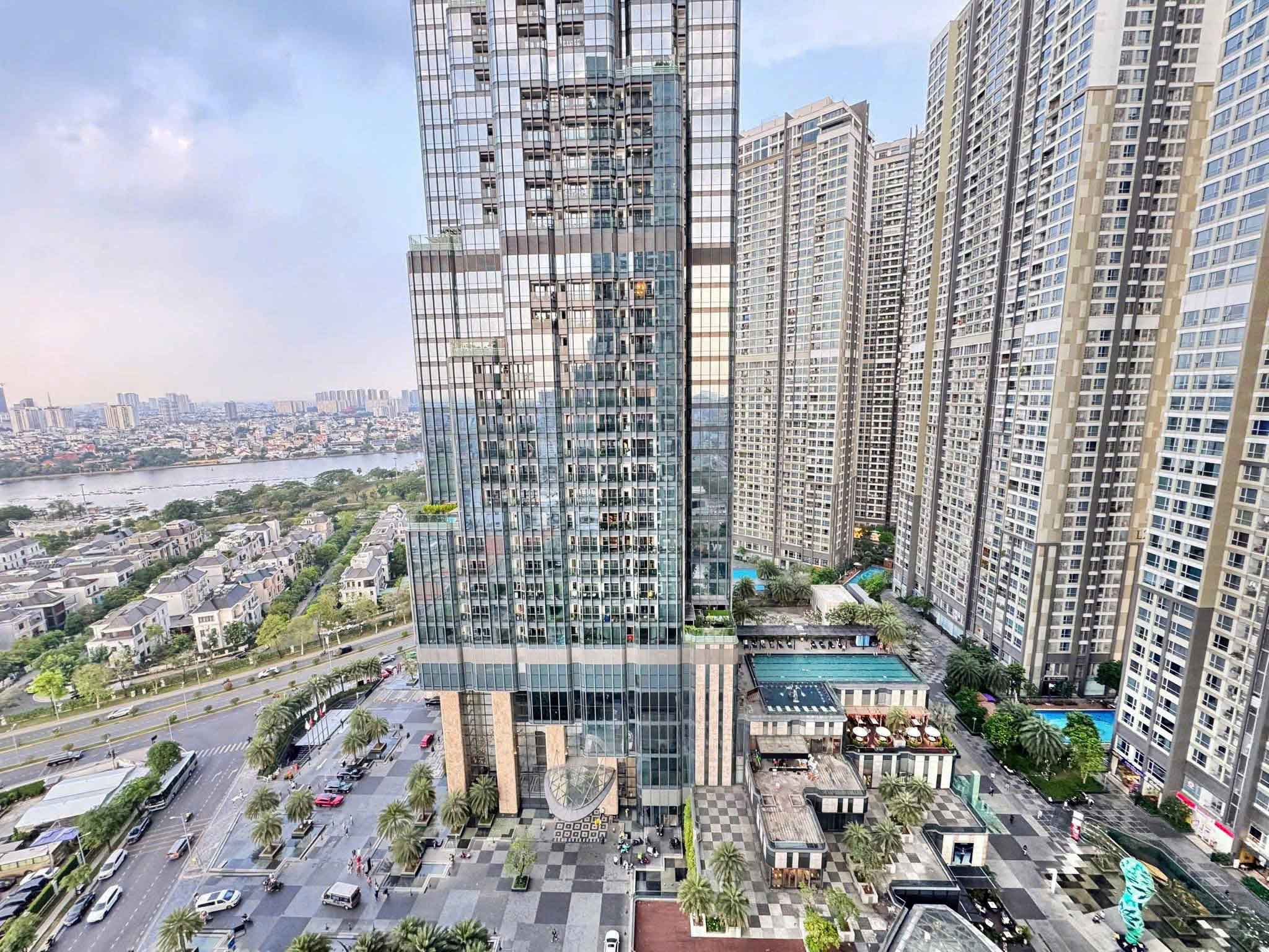 Vinhomes-Central-Park-A-Guide-to-the-Residential-Towers-7.jpg?v=1780808526
