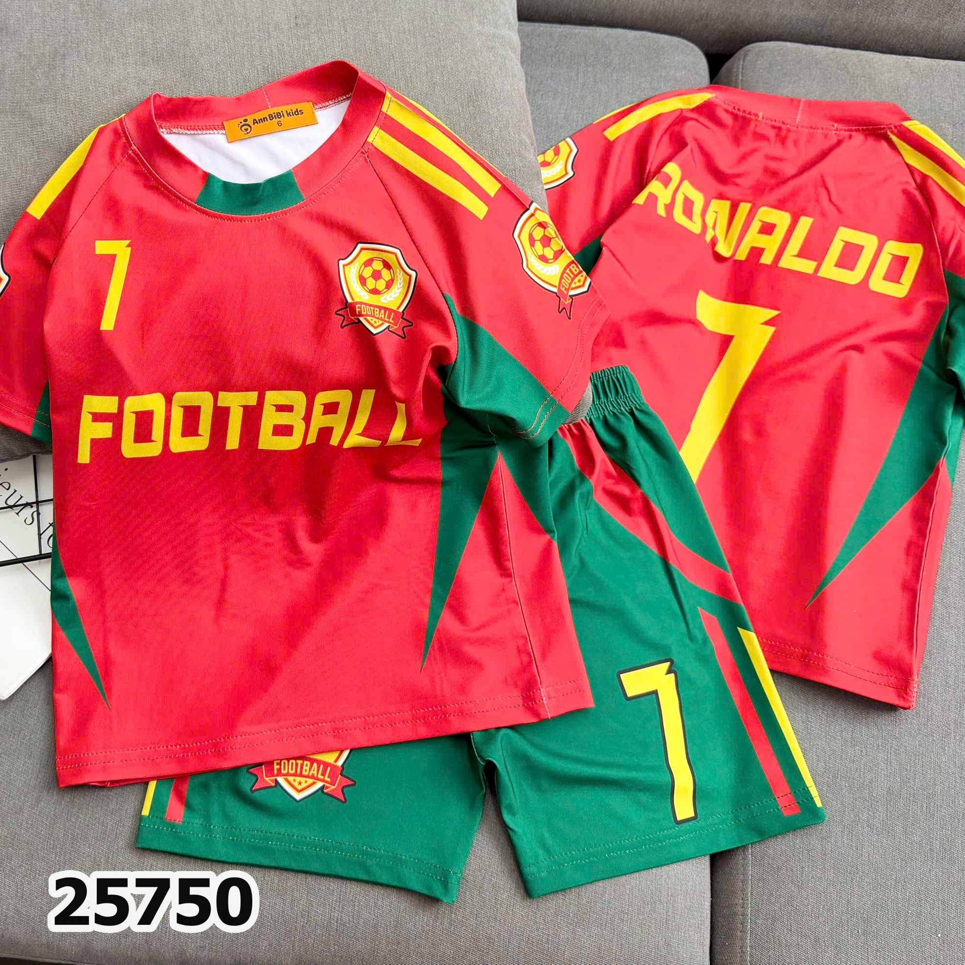 BỘ ĐÁ BÓNG 25750