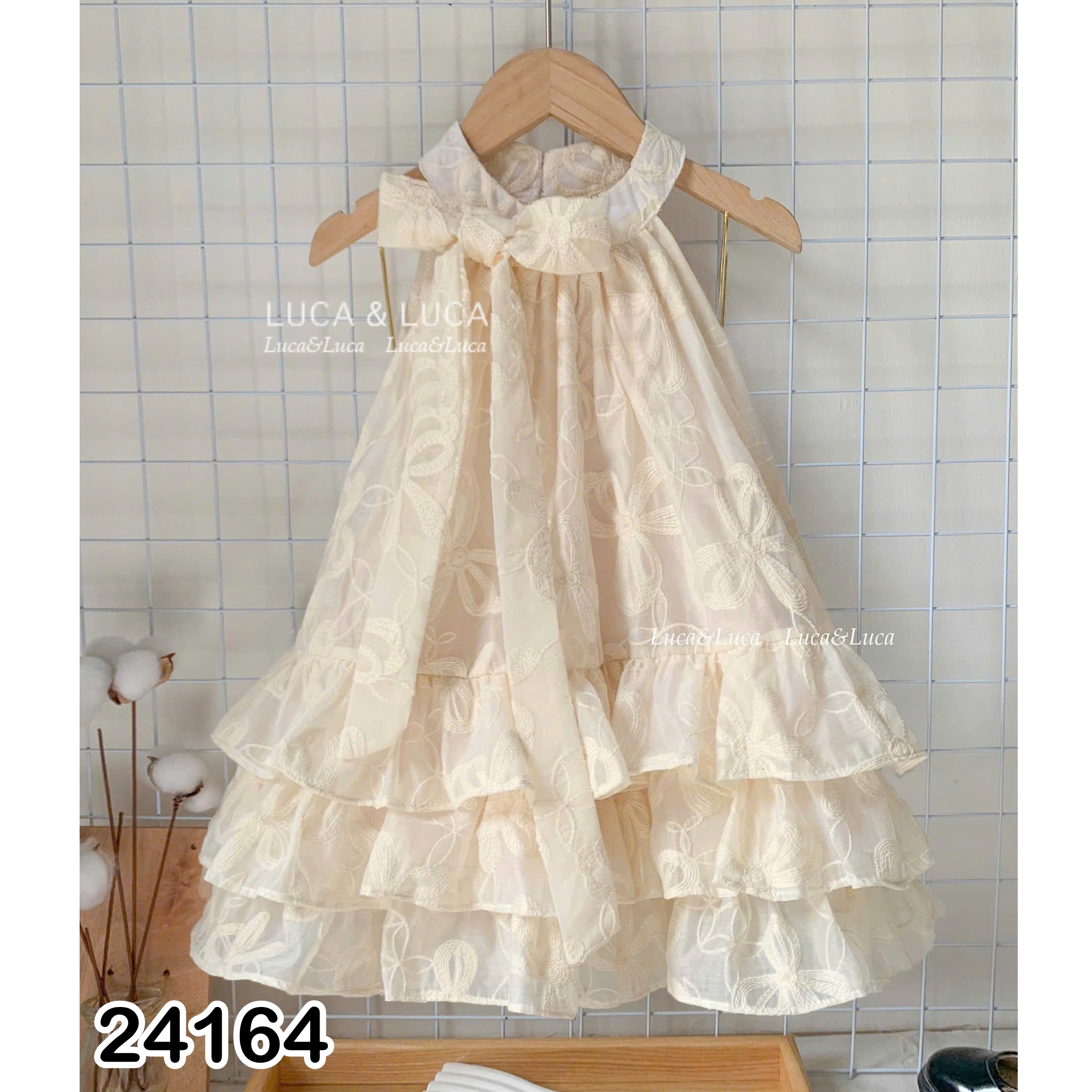 ĐẦM REN CỔ YẾM 24164