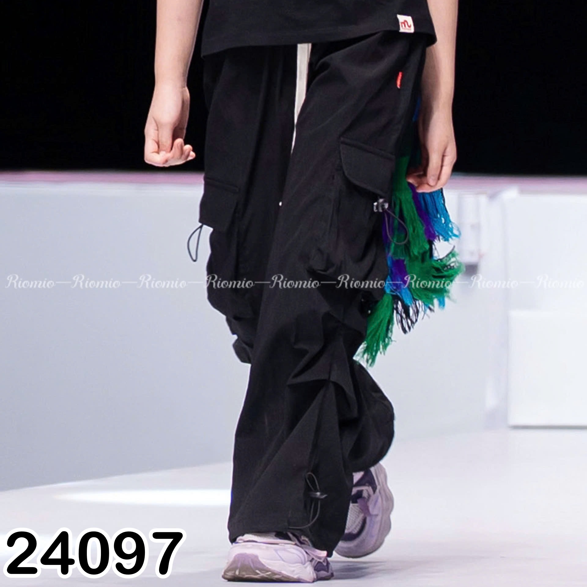 QUẦN GIÓ SUÔNG 24097