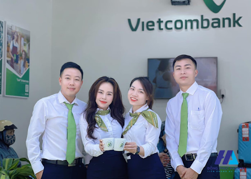 Đồng phục vest ngân hàng Vietcombank