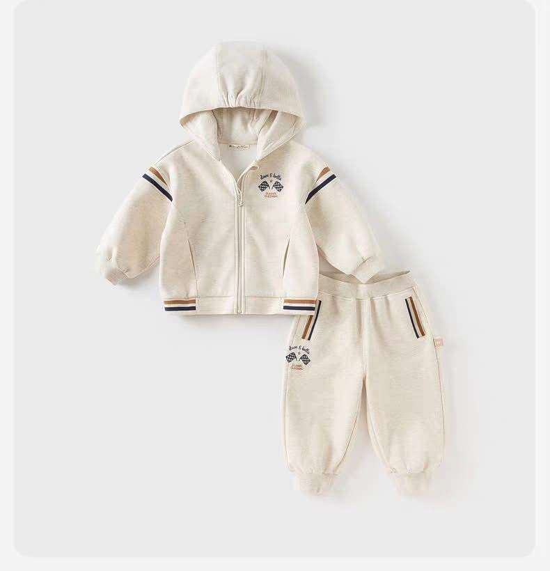 Set bộ thề thao trắng có mũ Dave Bella DB3252885