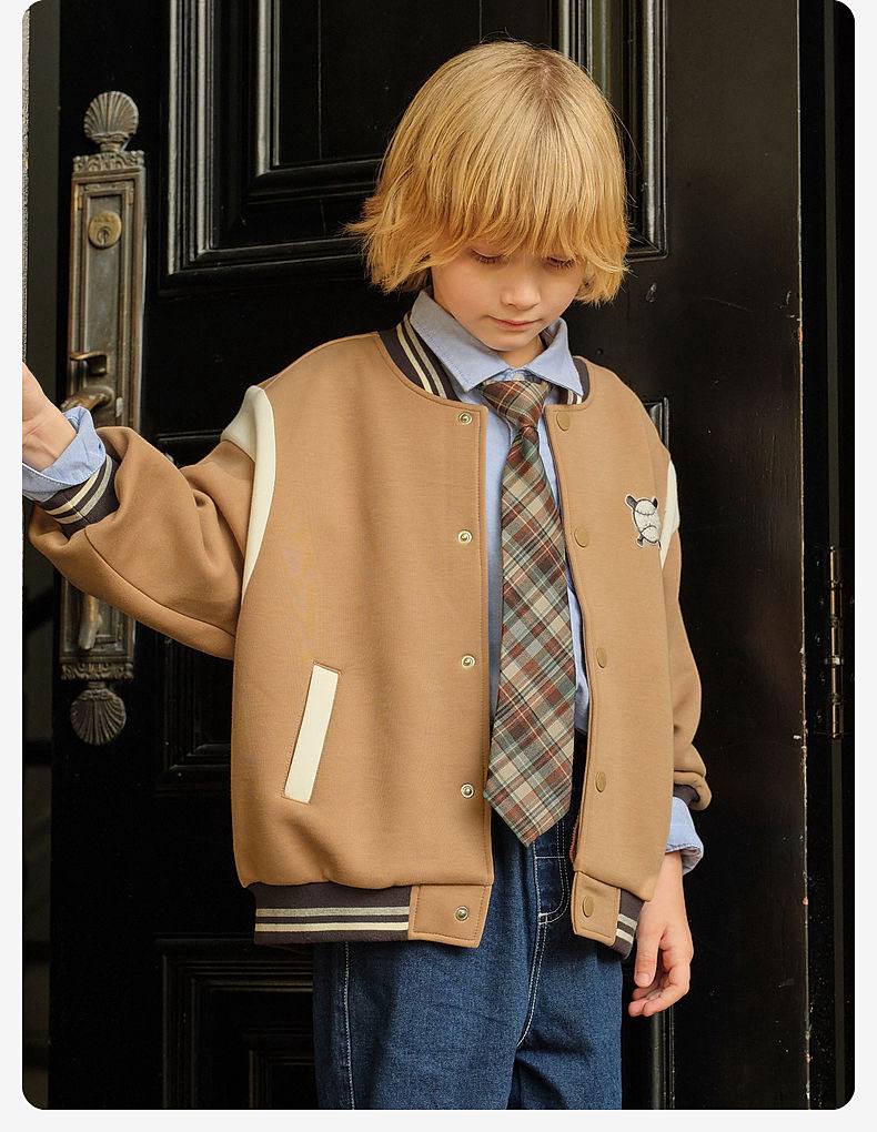 Ao-khoac-bong-chay-tre-em-Varsity-Jacket-chat-ni-day-dan-ao-khoac-bomber-phoi-mau-kem-nau-phong-cach-Retro-US-UK-DK3241461_6321314110590618631.jpg