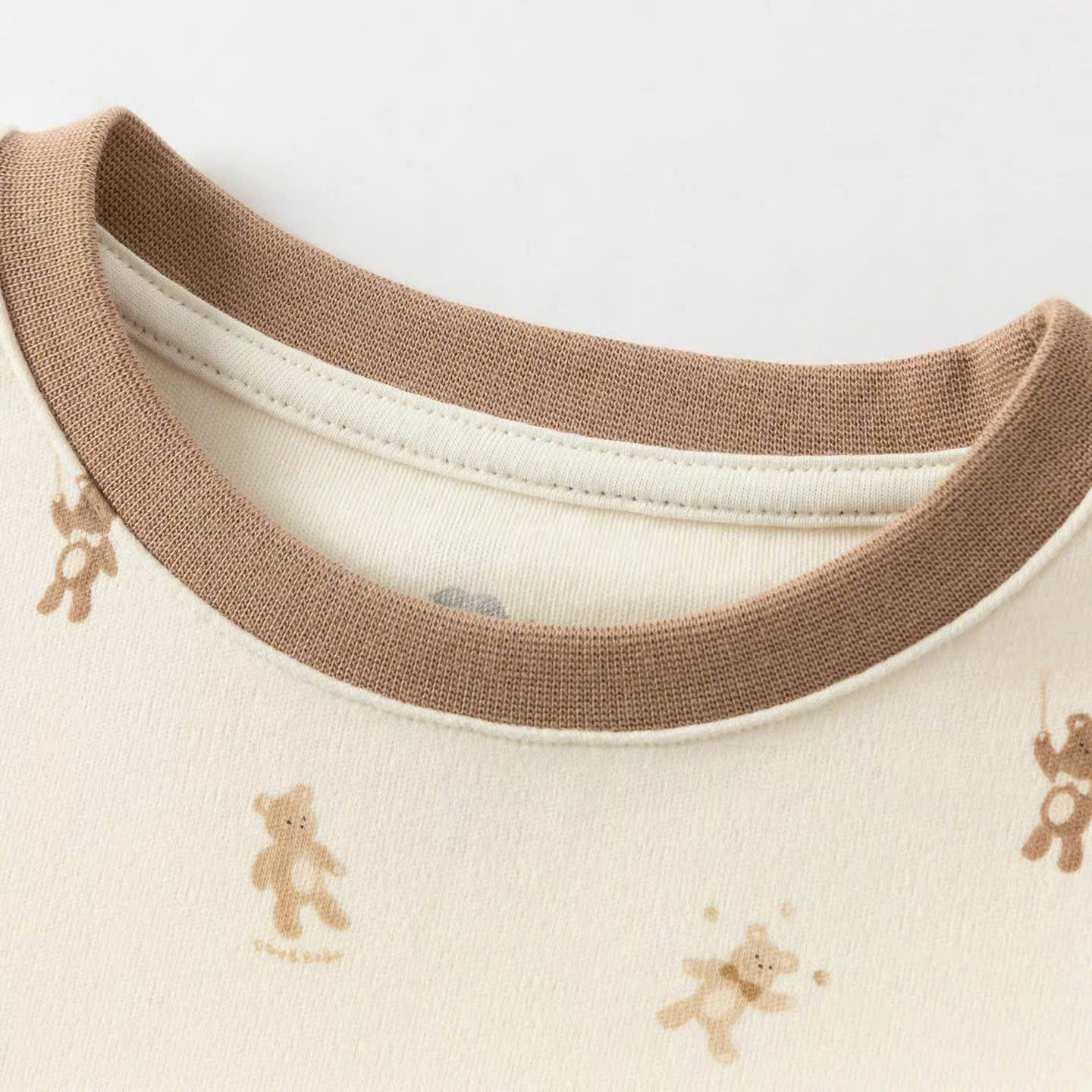 Bo-do-ngu-dai-tay-cho-be-cotton-hoa-tiet-gau-xe-hoi-DB4253593_z6858424251515_39f28448114c41ff05dd5373cae04af7.jpg
