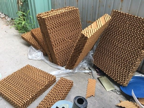 Tấm giấy làm mát cooling pad: Nguyên lý hoạt động và ứng dụng