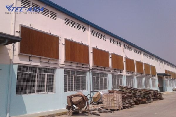 Kỹ thuật làm mát xưởng nhựa: Tối ưu nhiệt độ và xử lý mùi