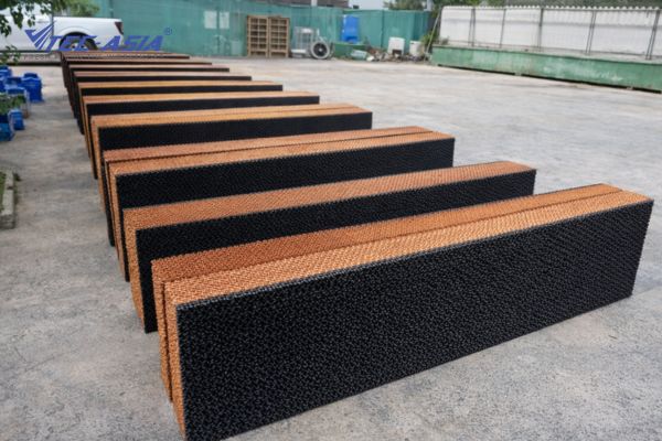 Y-nghia-mau-sac-cooling-pad-va-cach-chon-lua-chuan-ky-thuat-2.jpg