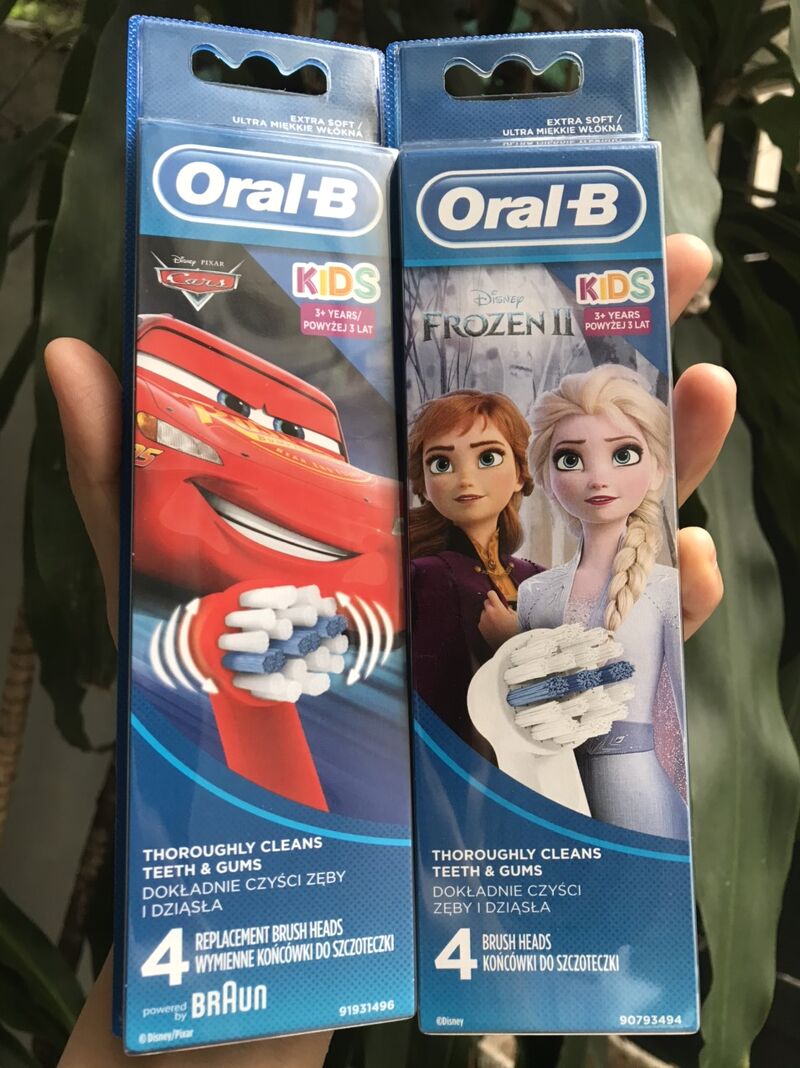 Set 4 đầu bàn chải thay thế OralB trẻ em - Bé gái