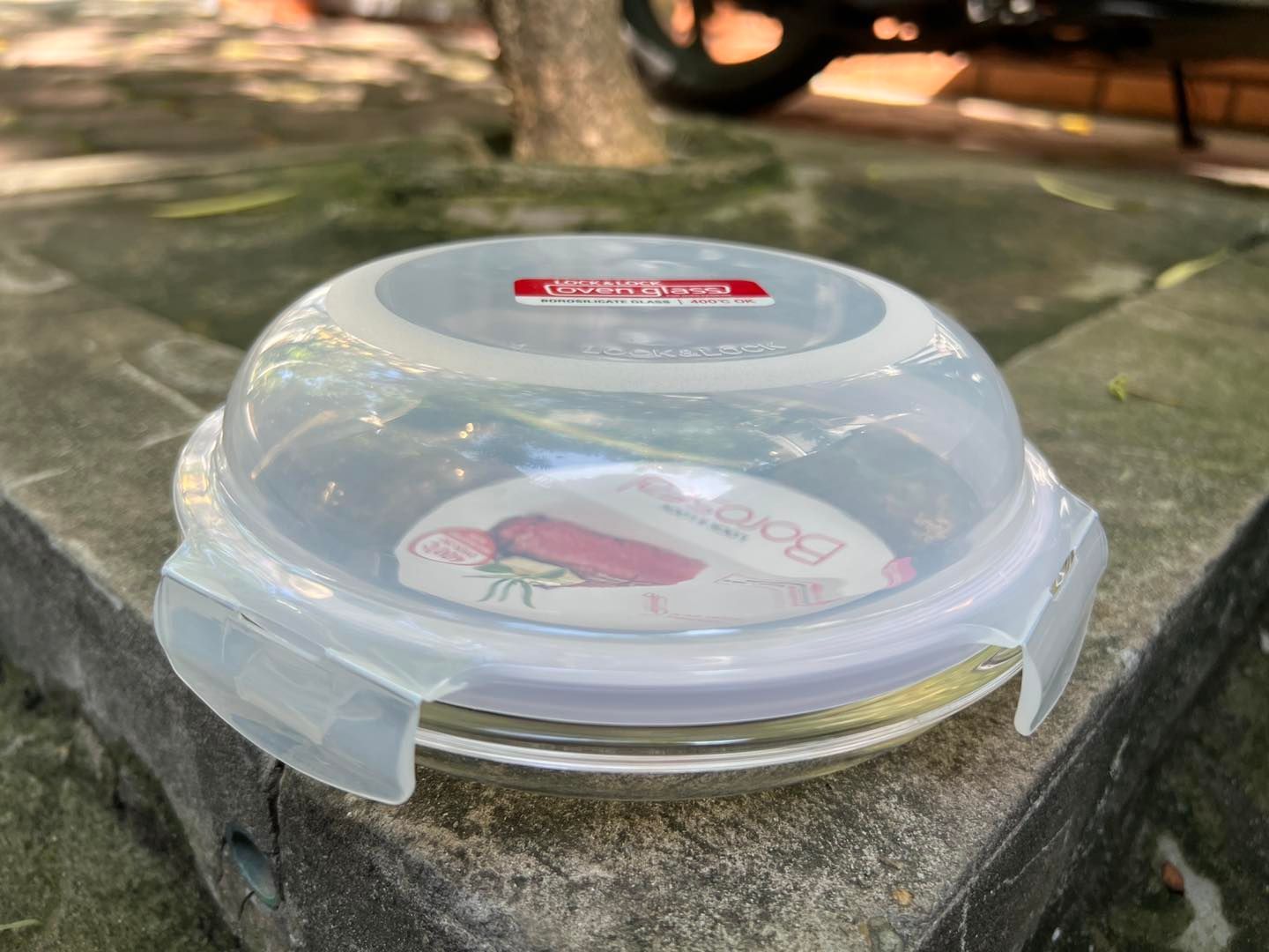 Đĩa thuỷ tinh sâu lòng có nắp 18cm Lock&Lock